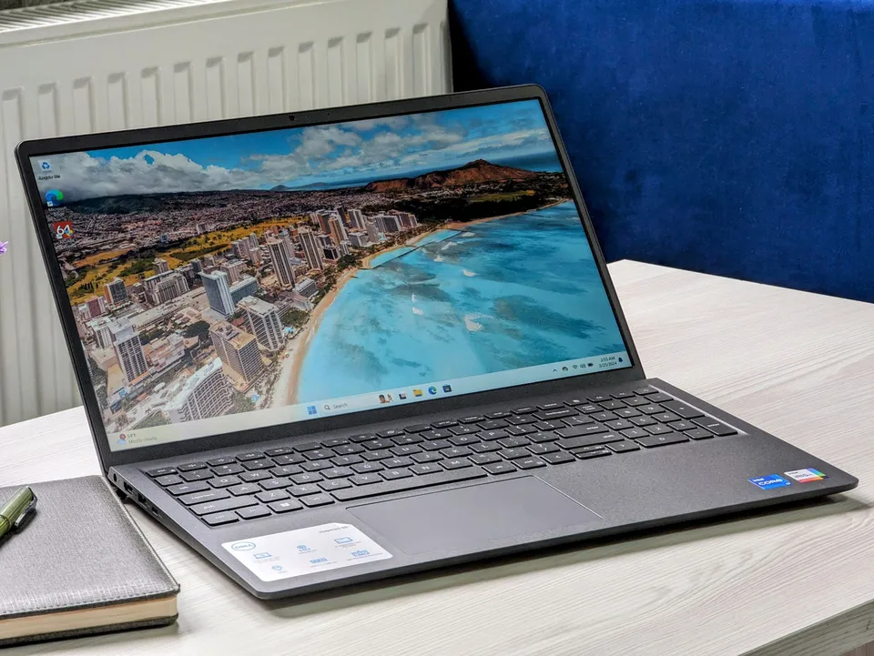 Новый! Dell Inspiron 15 3530 | i7-1355U | 16GB | SSD 512GB | FHD IPS Touch — вид 2