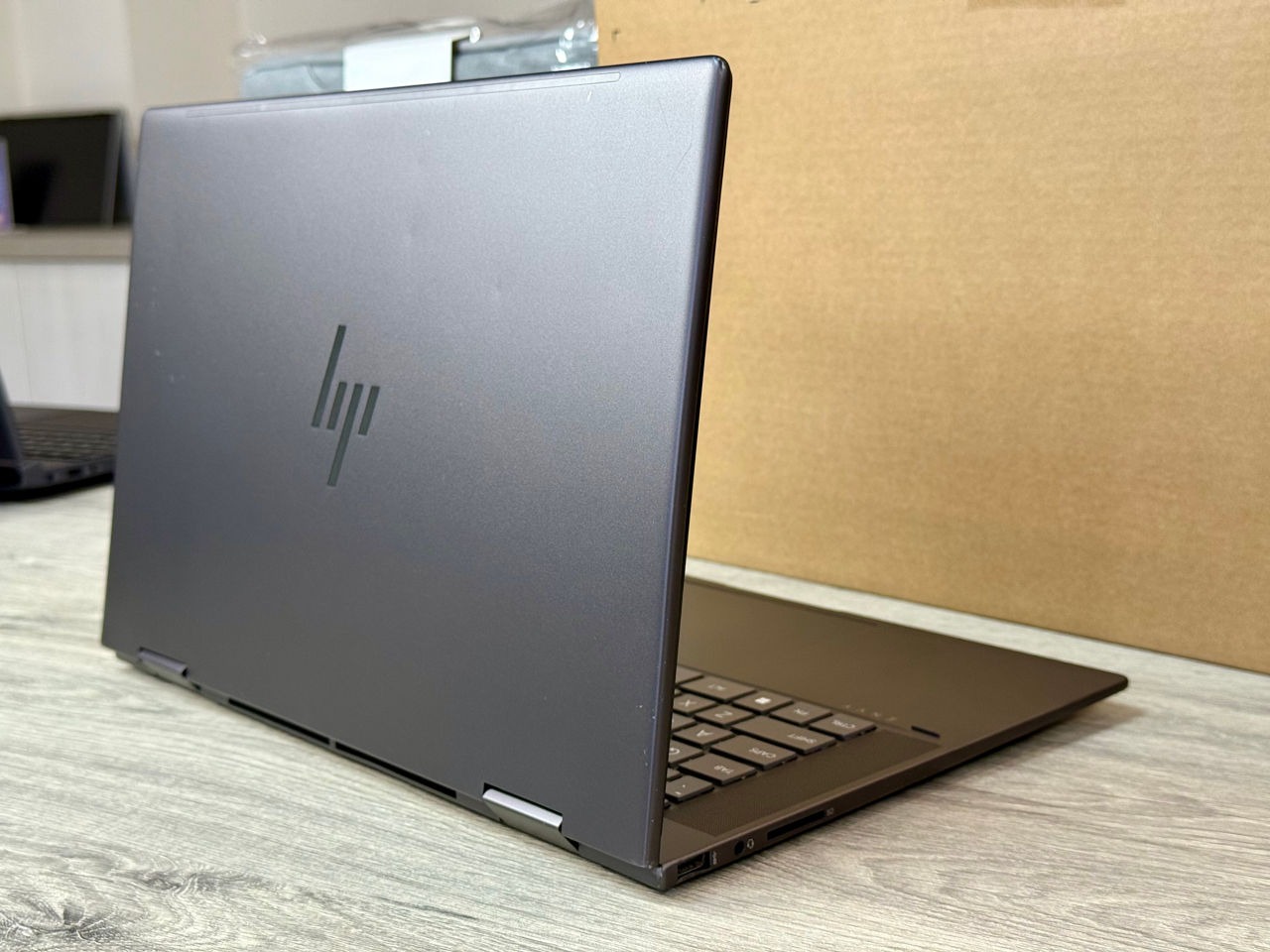 HP Envy 15 x360 | Ryzen 5 7530U | 8GB | SSD 256GB | 15.6″ FHD IPS Touch — miniatură 8