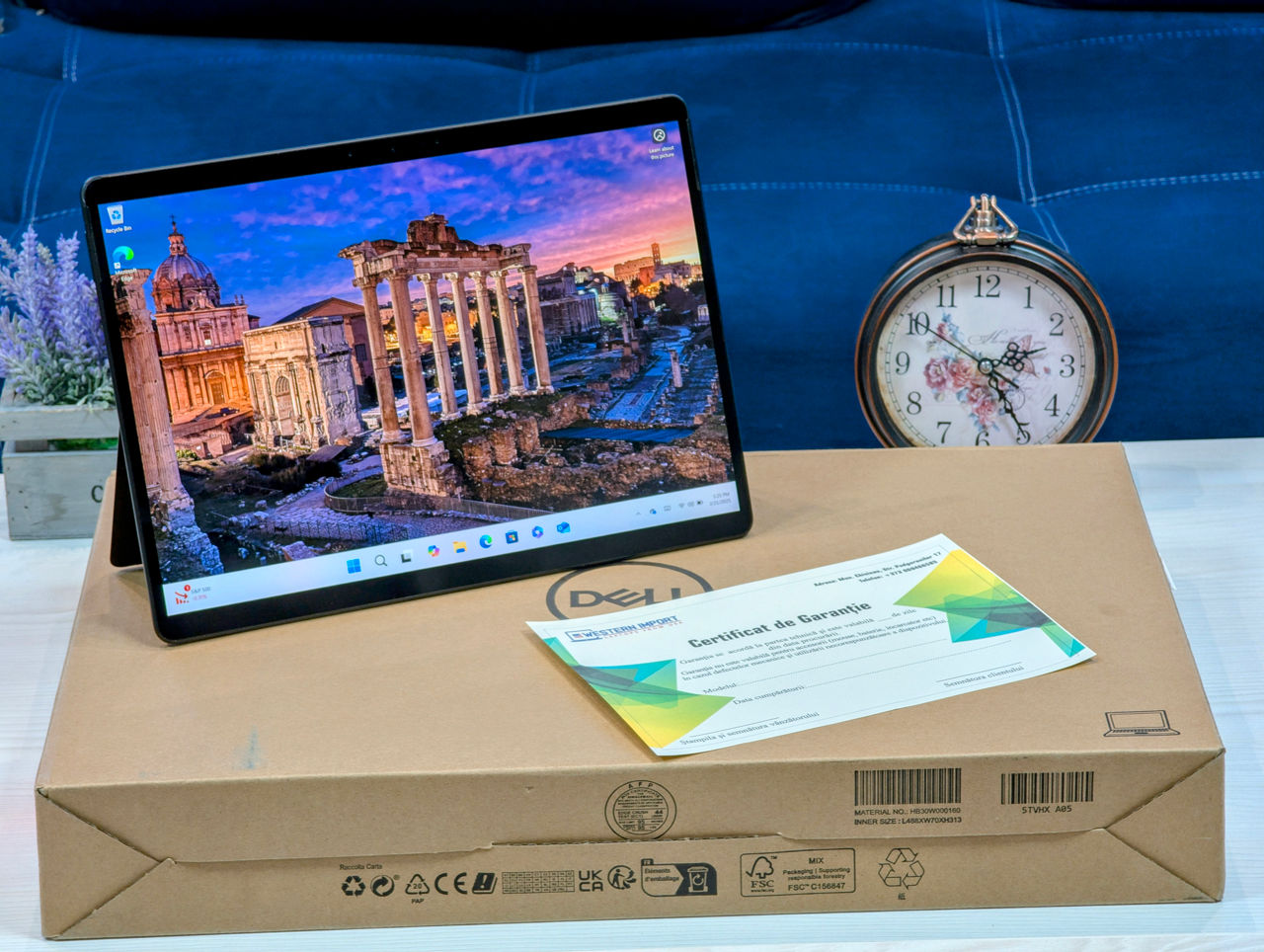 Microsoft Surface Pro X | SQ2 | 16GB RAM | 256GB SSD | 13″ PixelSense Touch | Tastatură roșie — vedere 2