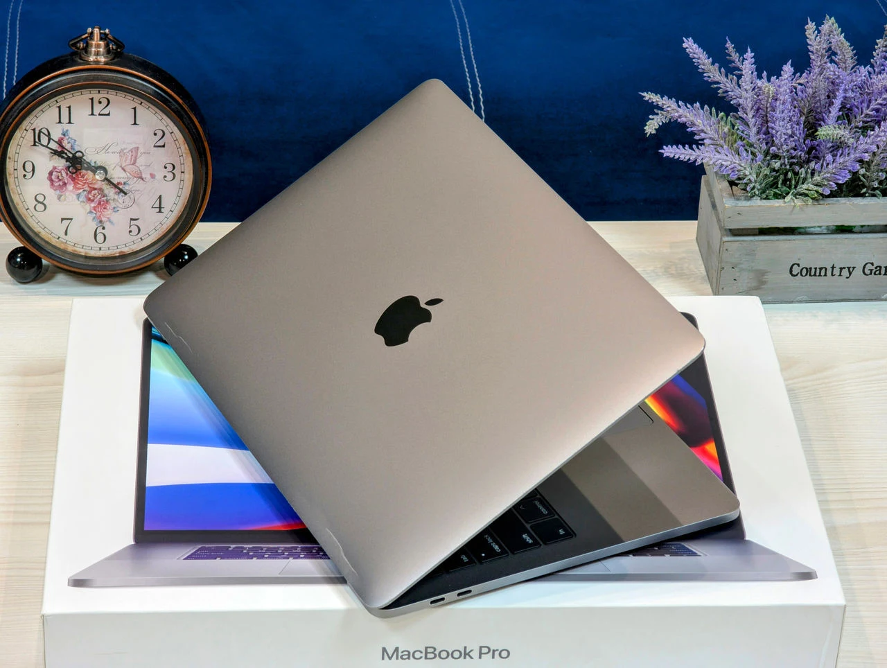 Apple MacBook Pro 13 (2017) | i7 3.5GHz | 16GB Ram | 1TB | Retina — miniatură 11