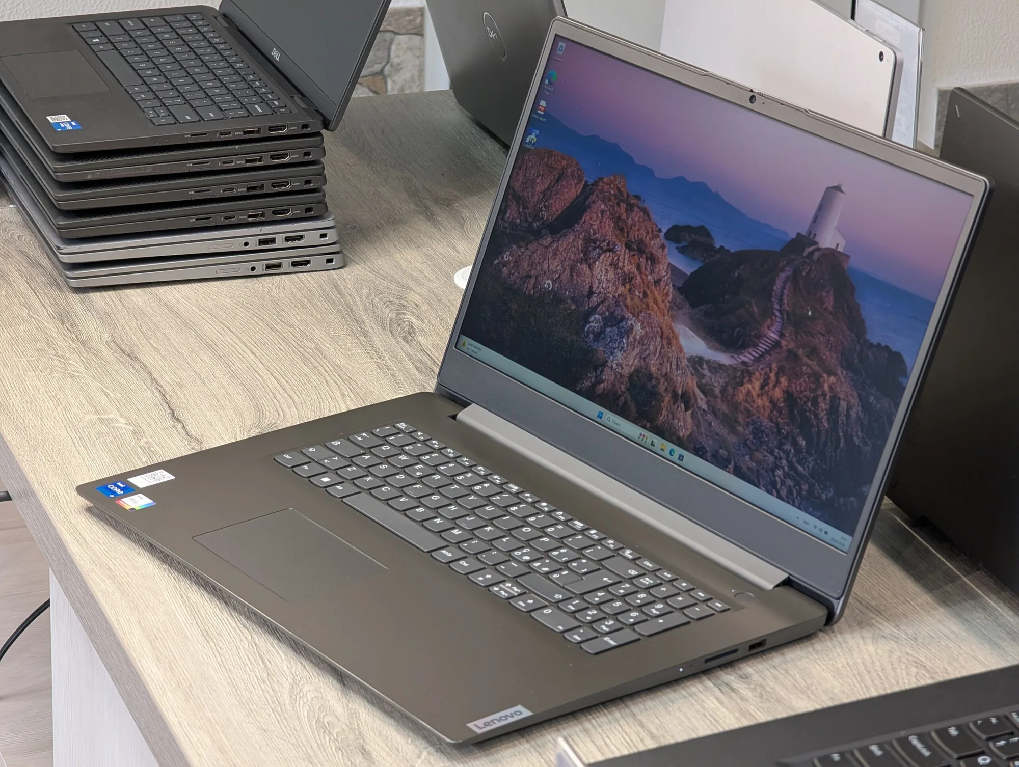 Nou! Lenovo Core i7-1355U 16GB 512GB Iris Xe 15.6″ FHD — miniatură 6