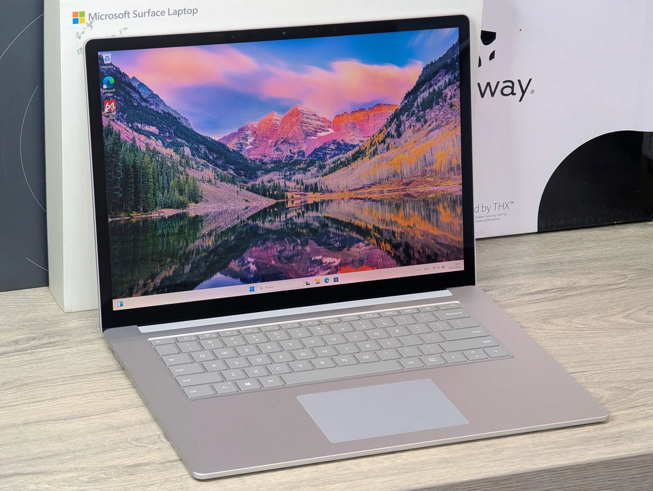 Microsoft Surface Laptop 3 | Intel Core i5-1035G7 | 8GB RAM | 256GB SSD | 15.0″ 2.5K Touch — miniatură 3