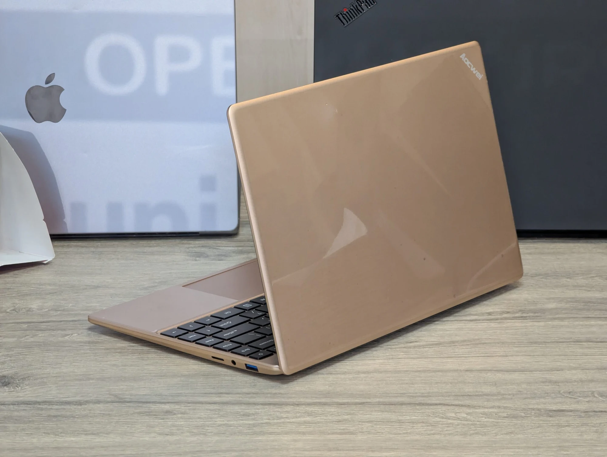 Nou! Aocwei 14.1″ | Intel Celeron N4020C | 6GB RAM | 128GB SSD | Intel UHD 600 | Windows 11 — miniatură 8