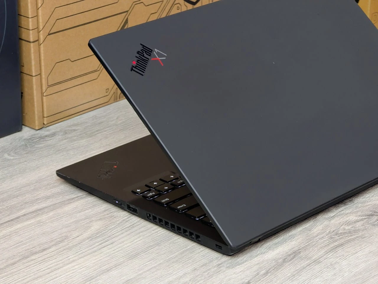 Thinkpad X1 Carbon Gen 8 | i7 10610U | 16GB | 256GB | 14″ IPS Touch — miniatură 14