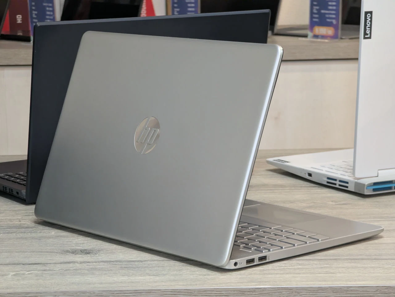 HP Laptop 15-dy1xxx | Intel Core i3-1005G1 | 16GB | 256GB SSD | 15.6″ HD — miniatură 8