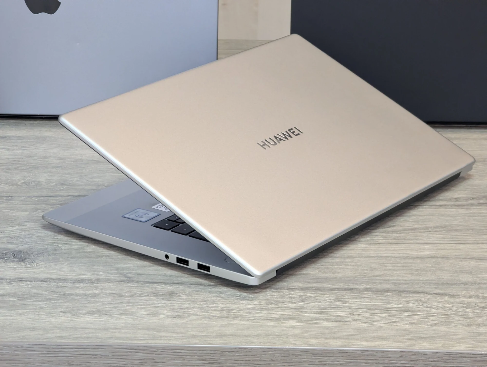 Nou! Huawei MateBook D 15 | Core i3-10110U | 8GB | 256GB SSD | Intel UHD Graphics | 15.6″ Full HD — miniatură 12