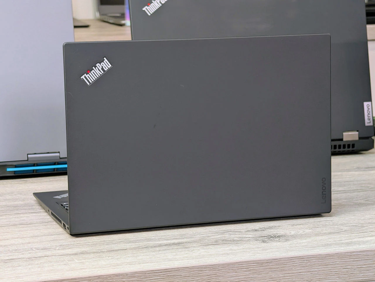 Lenovo ThinkPad X1 Carbon Gen 5 | i7 7500U | 16GB | 256GB | Intel HD 620 | 14.0″ FHD — миниатюра 12