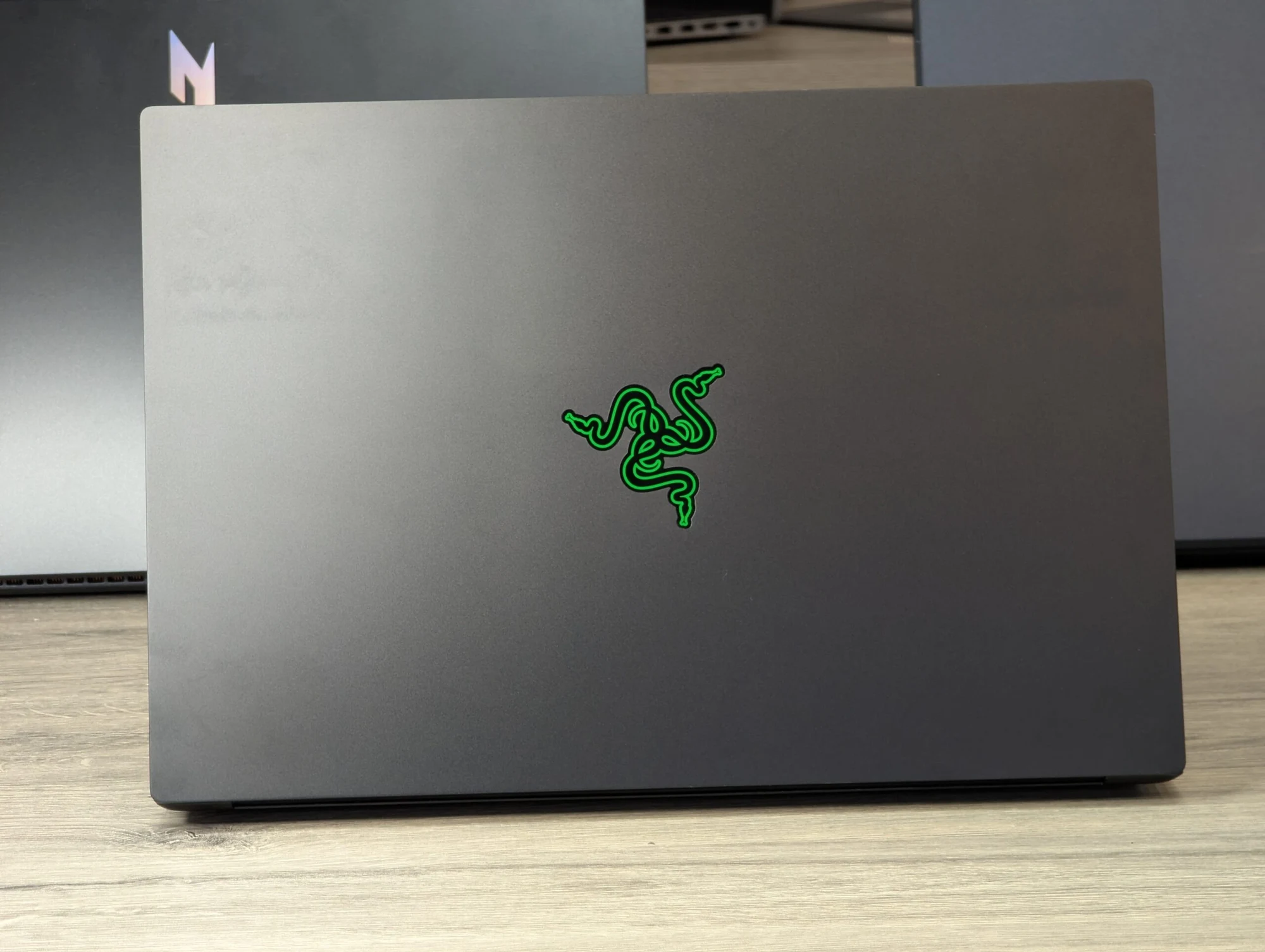 Ca nou! Razer Blade 14 (2022) | AMD Ryzen 7 6800H | RTX 3070 Ti 8GB | 16GB RAM | 1TB | 14.0″ 2.5K 165Hz — miniatură 6