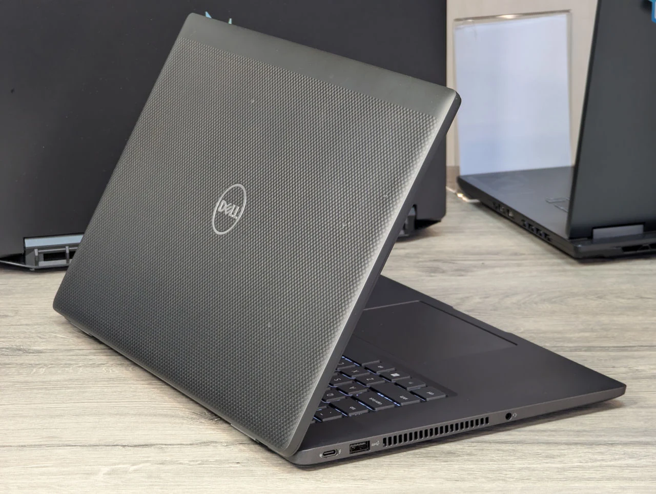 Dell Latitude 7530 | i5-1245U | 16GB Ram | 256GB | 15.6″ Touch — miniatură 9