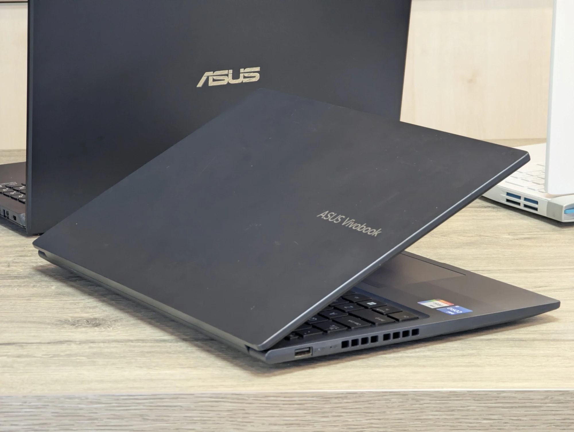 ASUS Vivobook 15 | Intel Core i5-1240P | 16GB RAM | 256GB SSD | 15.6″ FHD — миниатюра 10