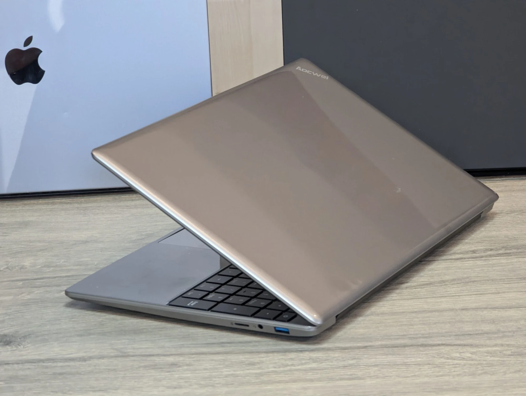 Nou! Aocwei A3 15.6″ | Intel Celeron J4105 | 6GB RAM | 256GB SSD | Intel UHD 600 | Windows 11 — miniatură 11