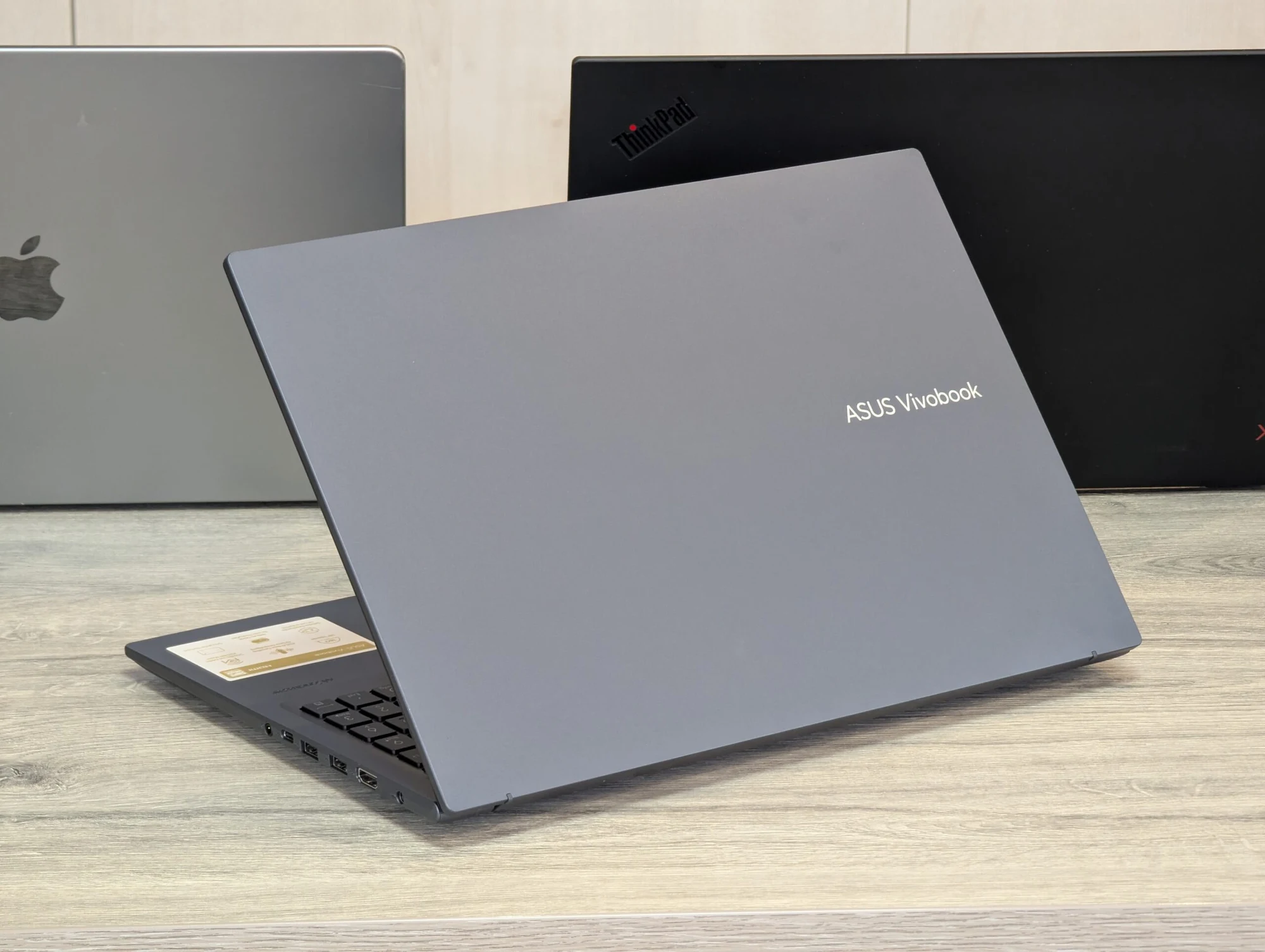 ASUS VivoBook 16 M16 | Ryzen 5 5600H | 16GB | 512GB | AMD Radeon Graphics | 16.0″ Full HD+ — miniatură 11