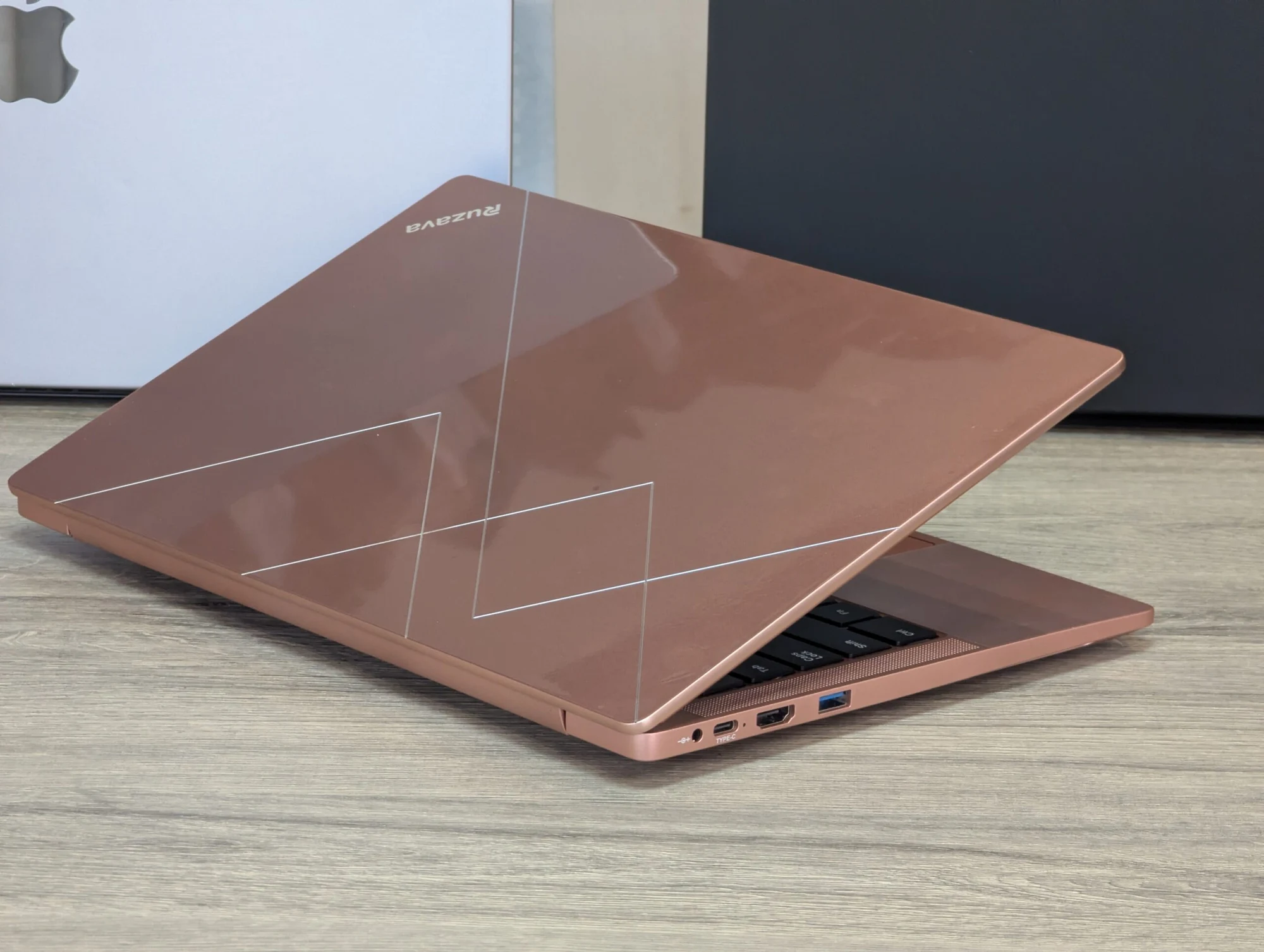 Новый! Ruzava RK70 Rose Gold | Intel Celeron N5095A | 8GB | 256GB SSD | Intel UHD | 14.0″ Full HD — миниатюра 11