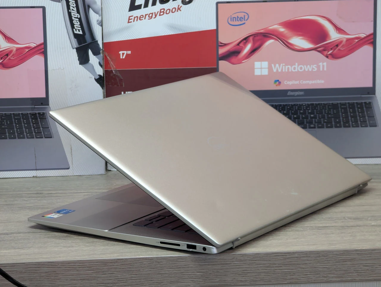 Dell Inspiron 16 5630 | Intel Core i5-1335U | 8GB | 512GB | Intel Iris Xe | 16.0″ FHD+ — miniatură 9