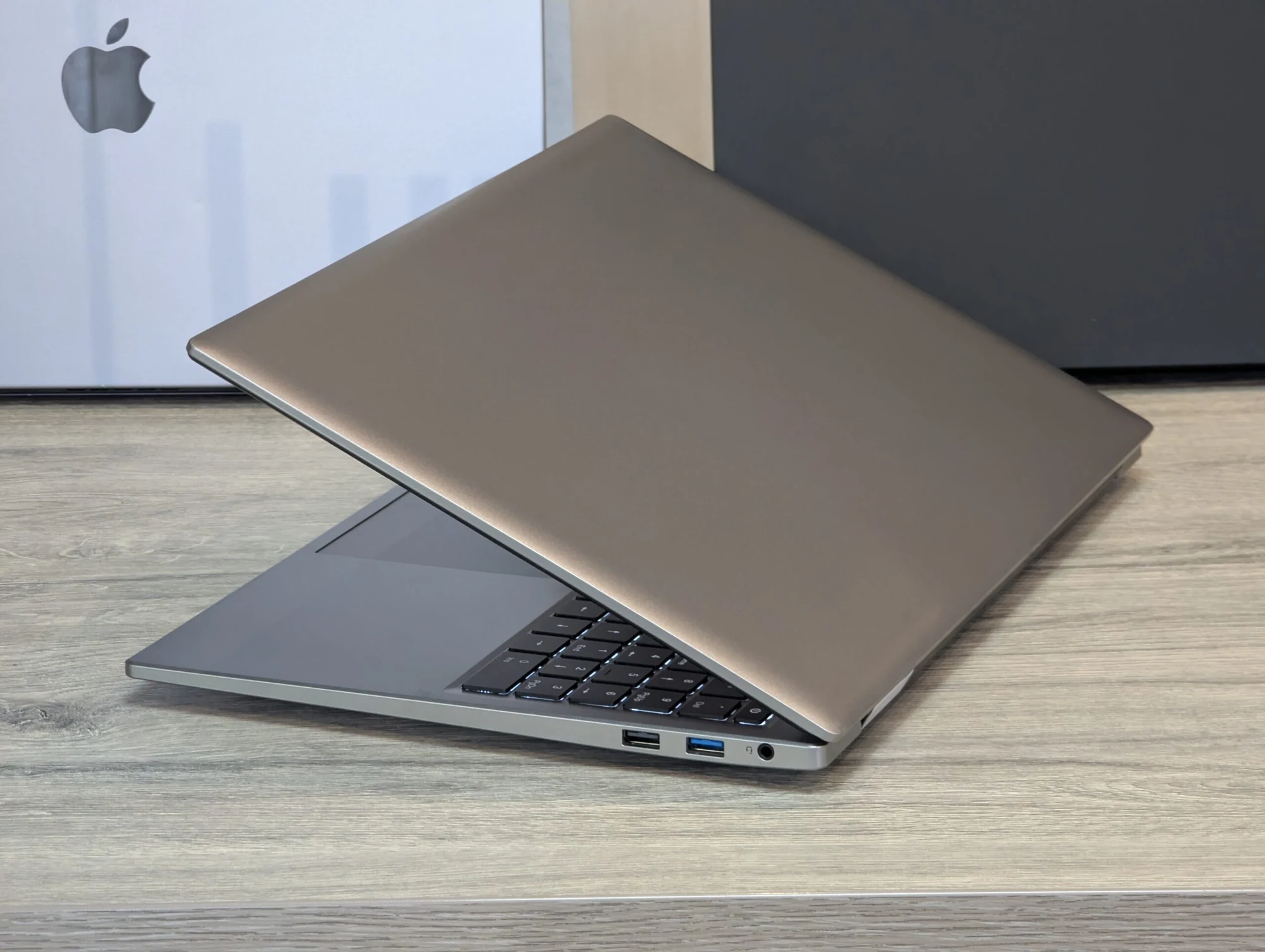 Nou! Laptop | Intel N100 | 16GB | 512GB | Intel UHD Graphics | 15.6″ FHD 60Hz — miniatură 12