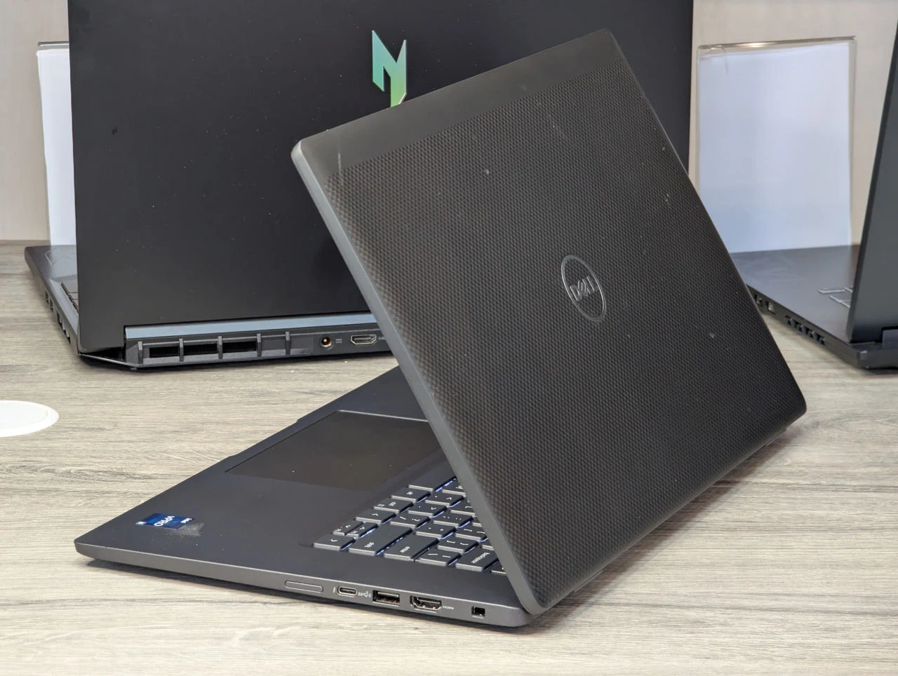 Dell Latitude 7530 | i5-1245U | 16GB Ram | 256GB | 15.6″ Touch — miniatură 8