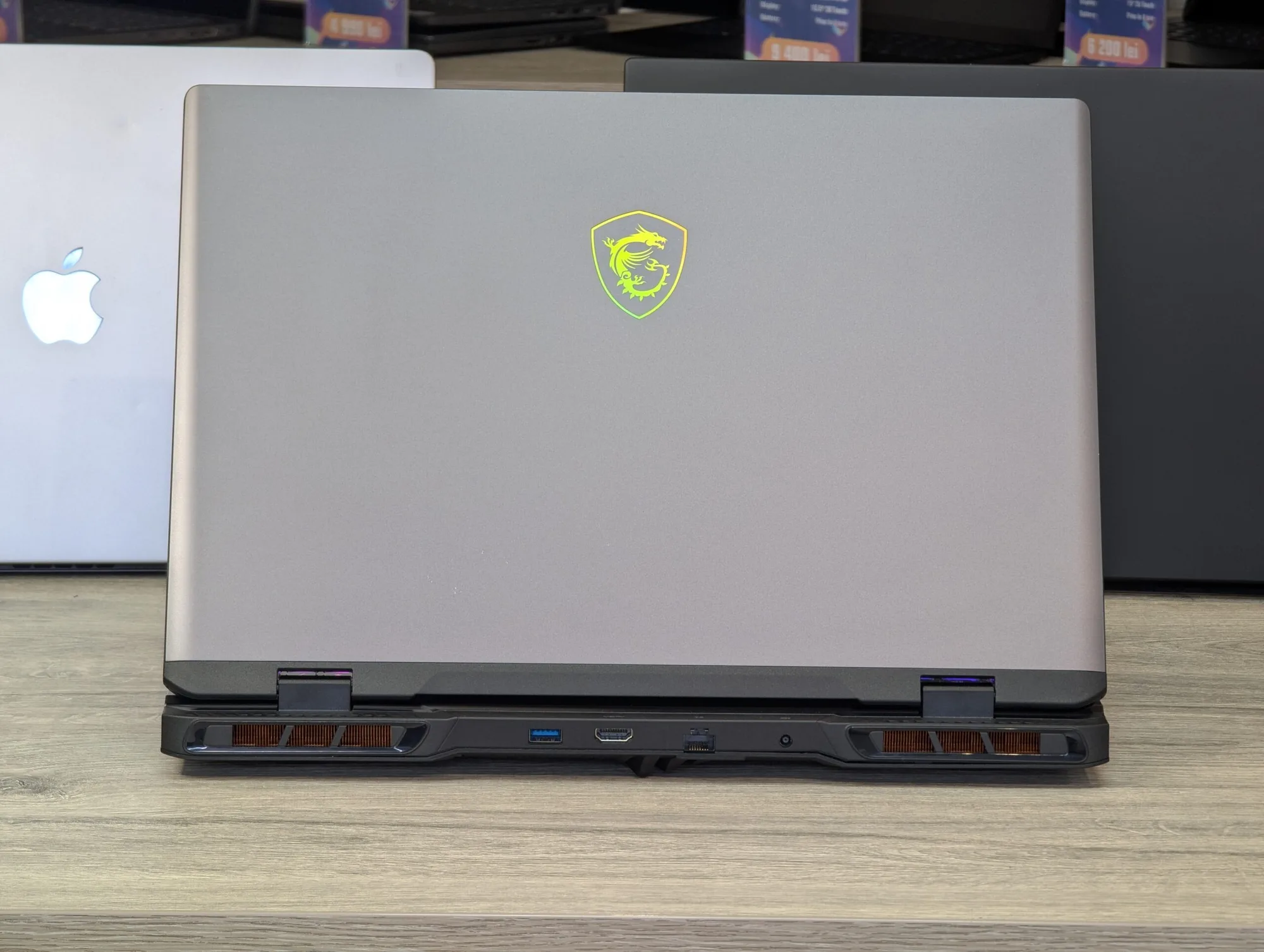 Nou! MSI Crosshair 17 HX | Ryzen 9 8940HX | 16GB | 1TB | RTX 5070 | 17.3″ 240Hz — miniatură 6