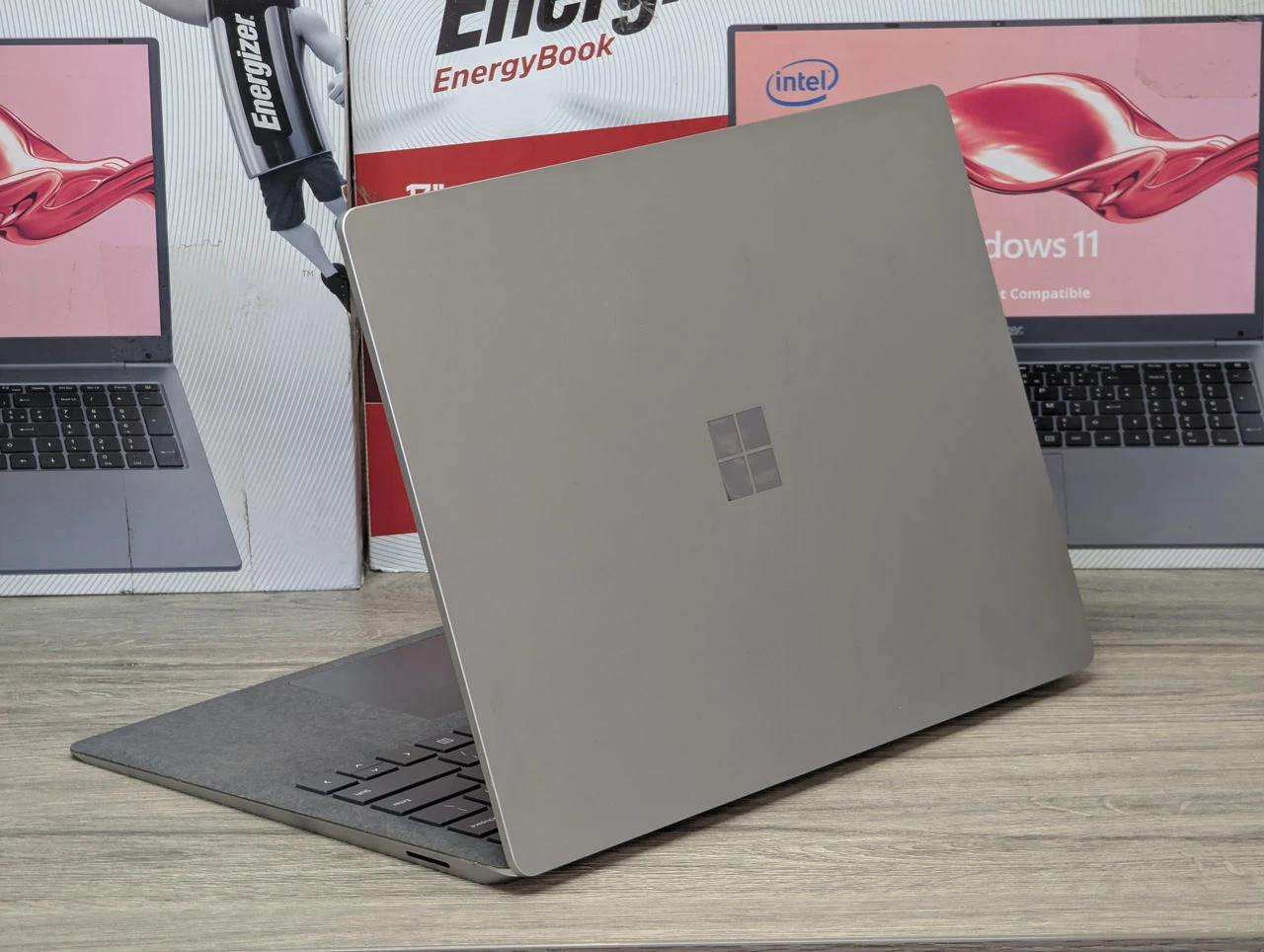 Microsoft Surface Laptop 4 | AMD Ryzen 5 | 16GB | 256GB | AMD Radeon | 13.5″ Touch — miniatură 7