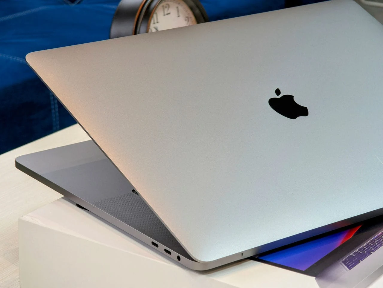 MacBook Pro 16 2021 | i9-9880H | 16GB | 1TB | Radeon Pro 5500M | 16″ Retina — miniatură 12