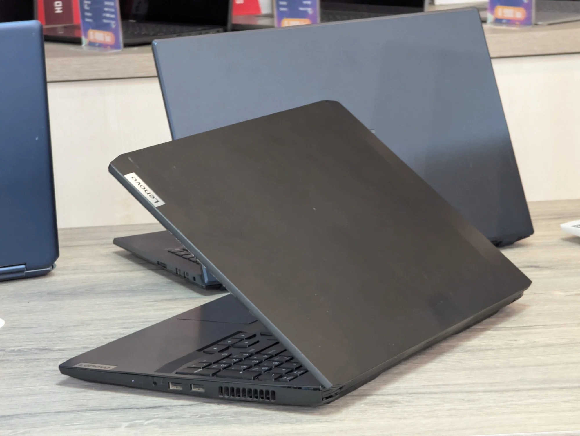 Lenovo IdeaPad Gaming 3 | AMD Ryzen 5 5600H | RTX 3050 4GB | 16GB RAM | 256GB SSD — miniatură 11