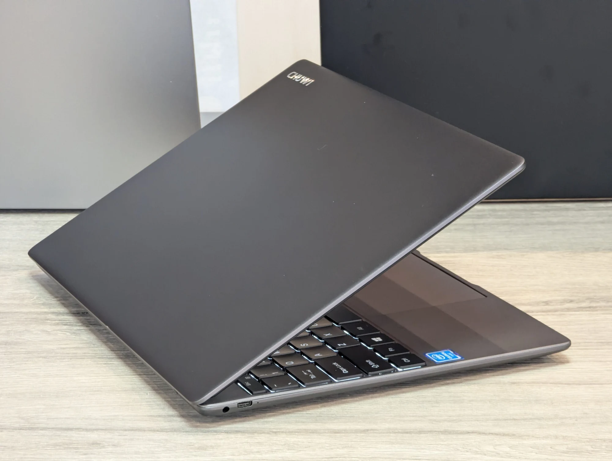 Nou! Chuwi GemiBook Pro | Intel Celeron J4125 | 12GB | 256GB | Intel UHD 600 | 14.0″ 2K 60Hz — miniatură 10