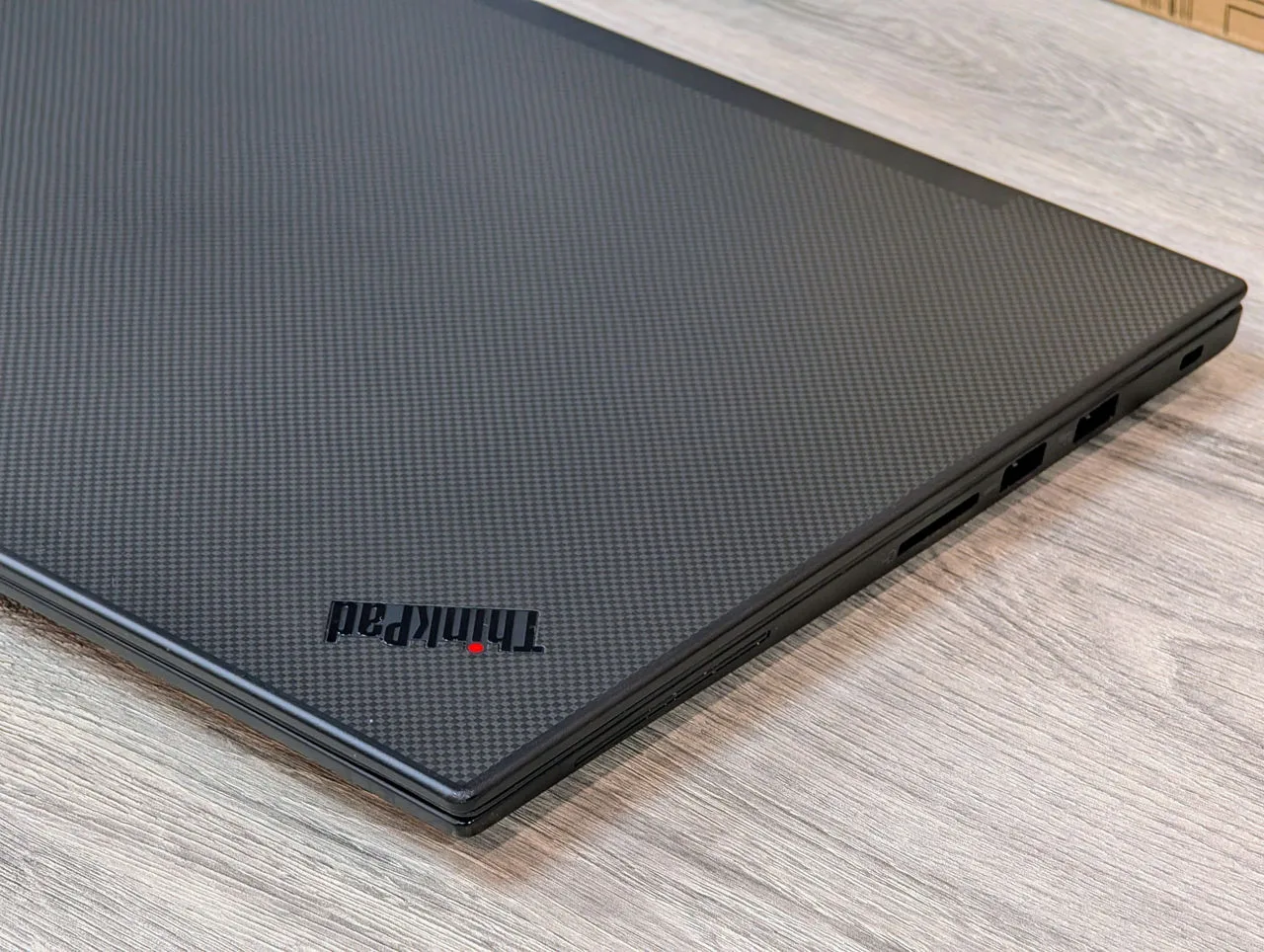 ThinkPad X1 Extreme Gen 2 | Intel i7 9850H | 16GB | 512GB | NVIDIA GTX 1650 | 15.6″ 4K Oled Touch — miniatură 18