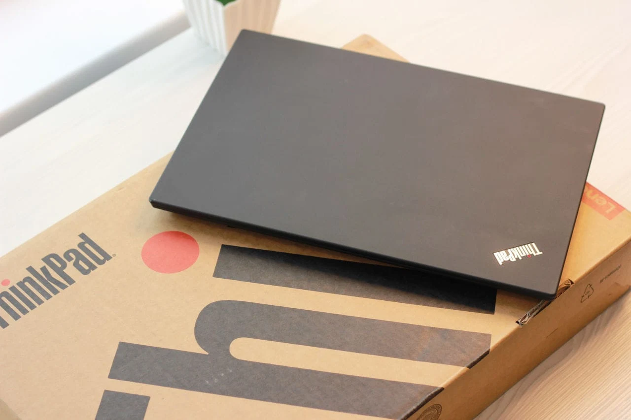 Lenovo ThinkPad T14s | i5 10210U | 16GB | 256GB | 14″ Touch — miniatură 15