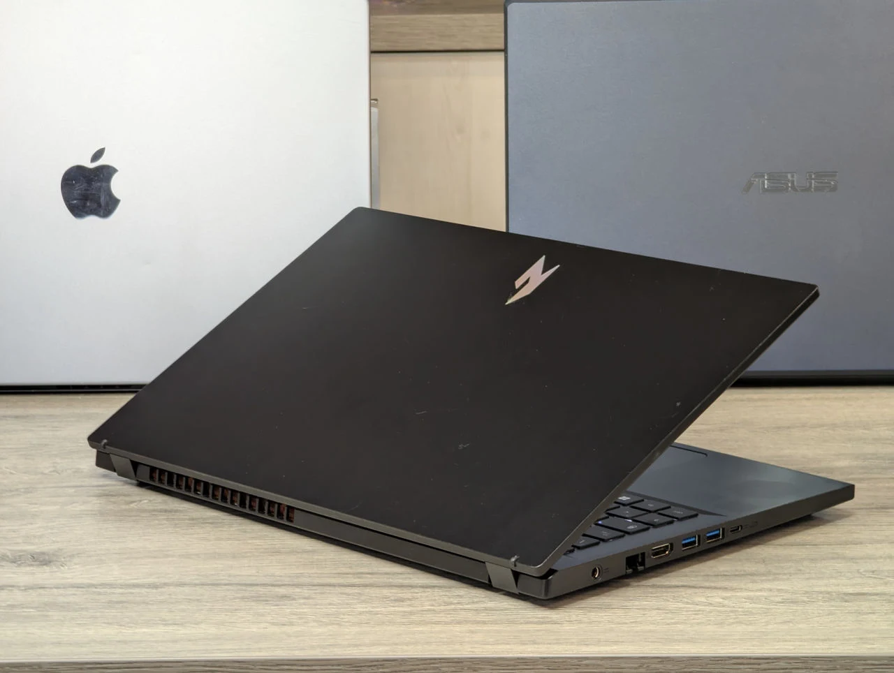 Acer Nitro V 15 | Ryzen 5 7535HS | RTX 2050 | 16GB | 512GB | 15.6″ FHD 144Hz — miniatură 11