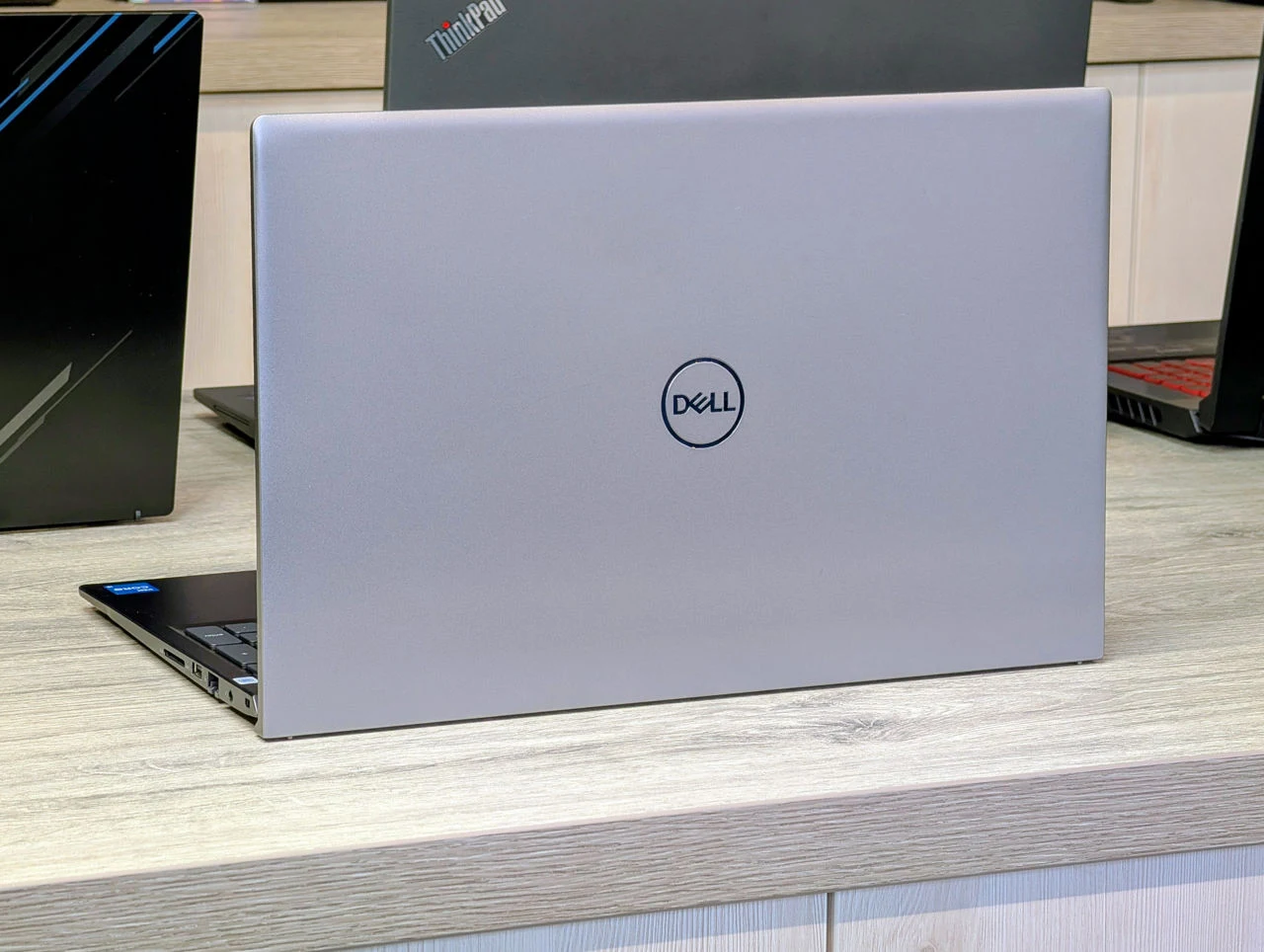 Dell Vostro 15 5510 | i5 11320H | 16GB | 256GB | 15.6″ IPS — miniatură 10