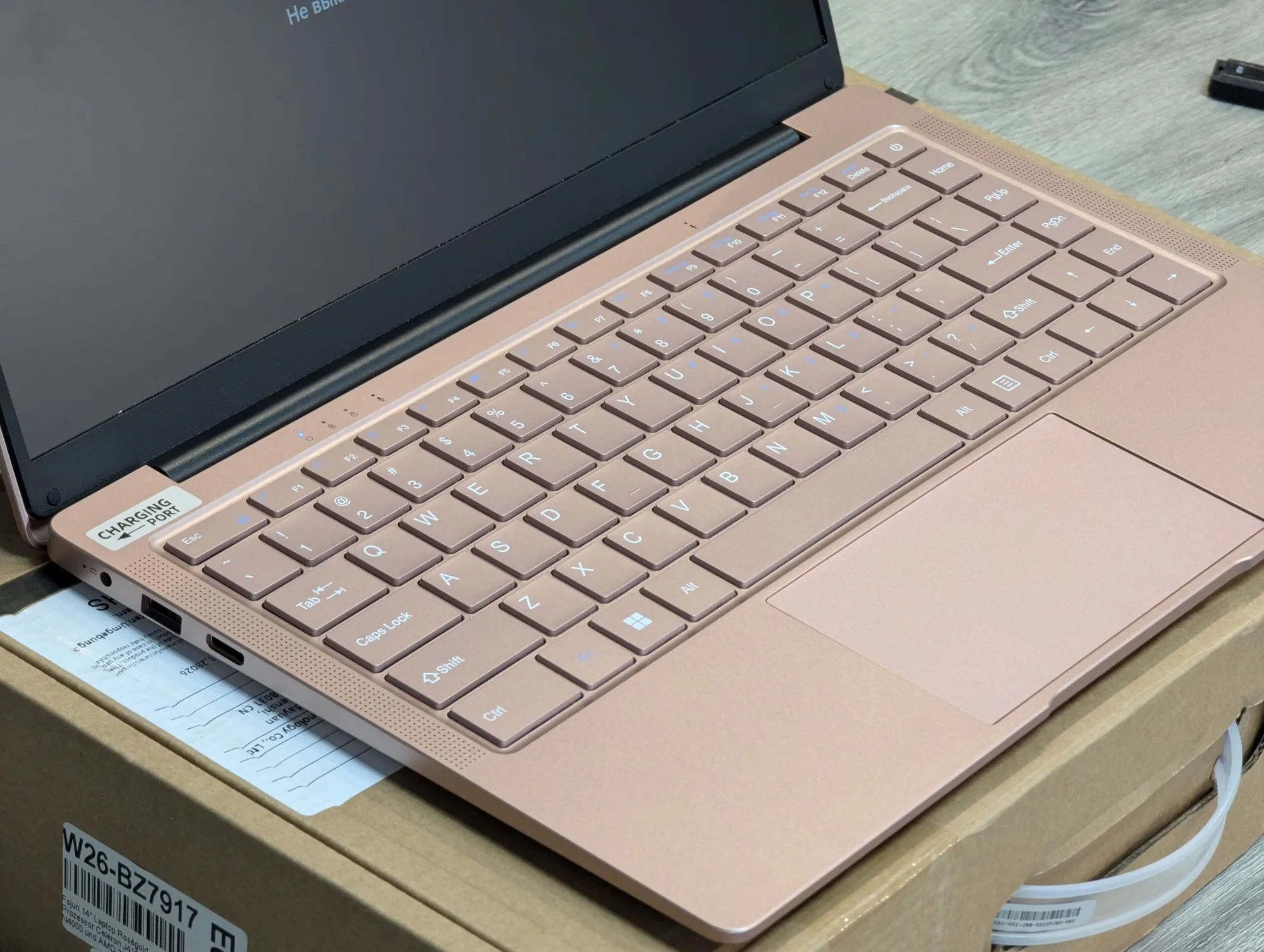 Новый! Rose Gold Laptop | Intel Celeron J4105 | 8GB | 128GB LiteOn | Intel UHD 600 | 15.6″ FHD — миниатюра 13