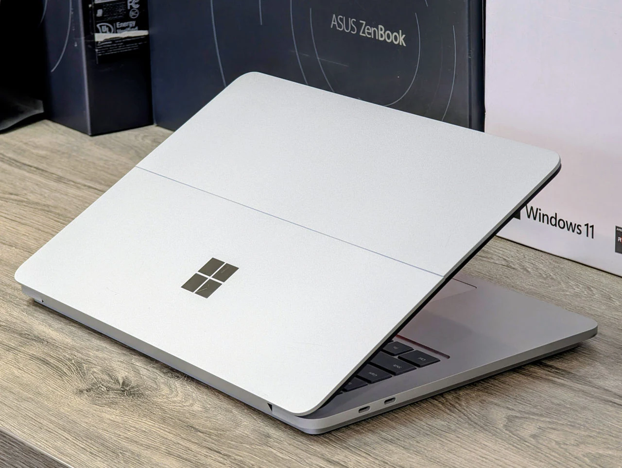Surface Laptop Studio | i7 11370H | 32GB | 1TB | RTX 3050 Ti | 14.4″ 2K 120Hz — miniatură 13