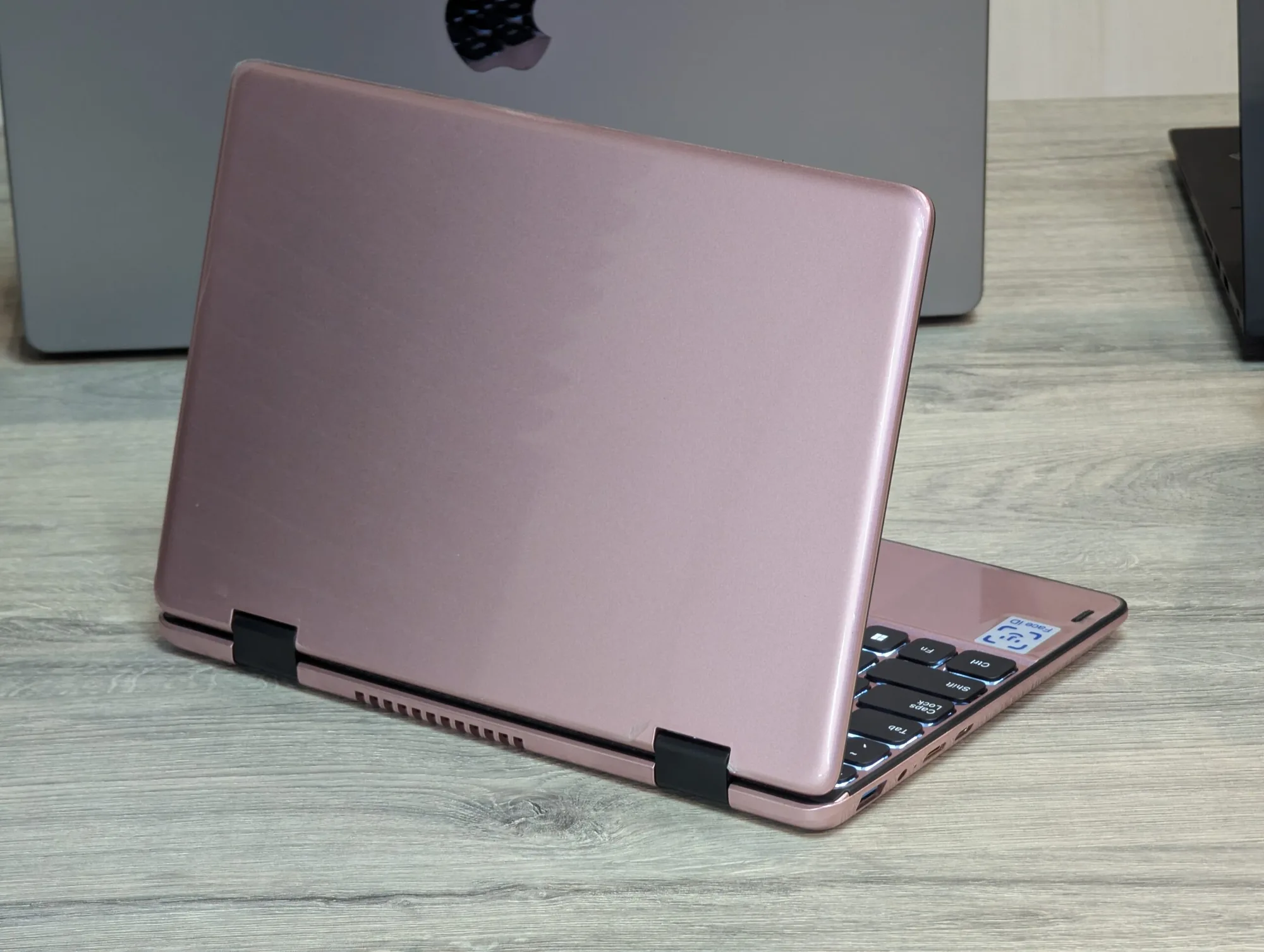 Nou! Laptop | Intel N100 | 16GB | 1TB | Intel UHD Graphics | 11.0″ FHD 60Hz — miniatură 13