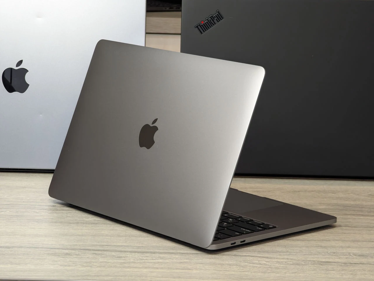 Как новый! Apple MacBook Pro 13″ | Apple M1 | 16GB RAM | 512GB SSD | 13.3″ Retina — миниатюра 8