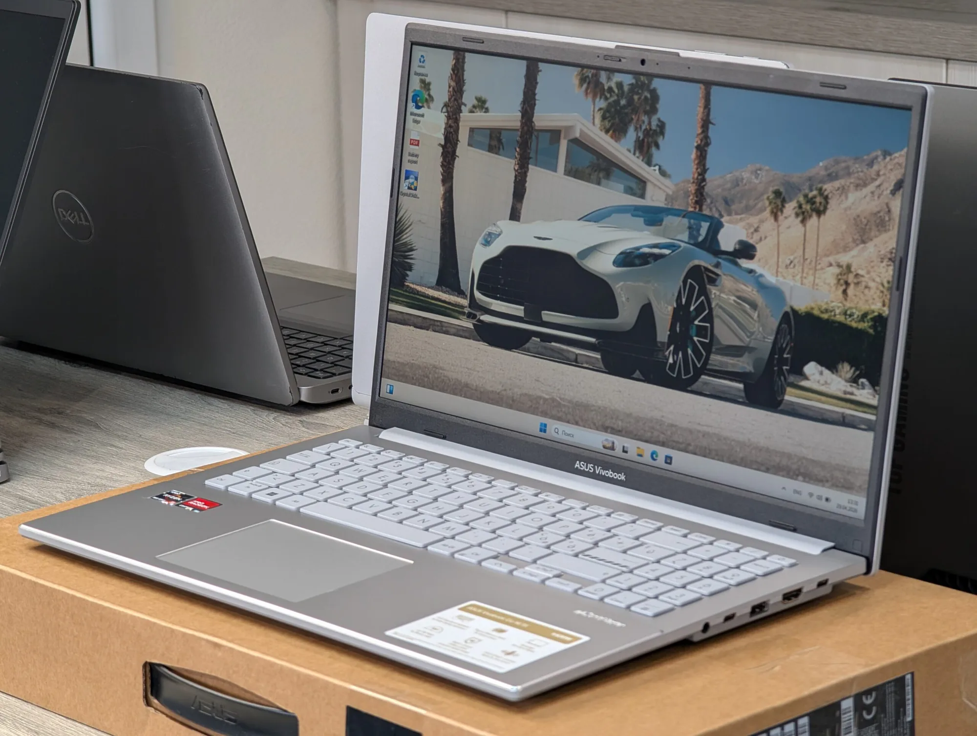 ASUS Vivobook Go 15 | Ryzen 3 7320U | 8GB | 512GB | Radeon Graphics | 15.6″ FHD — miniatură 3