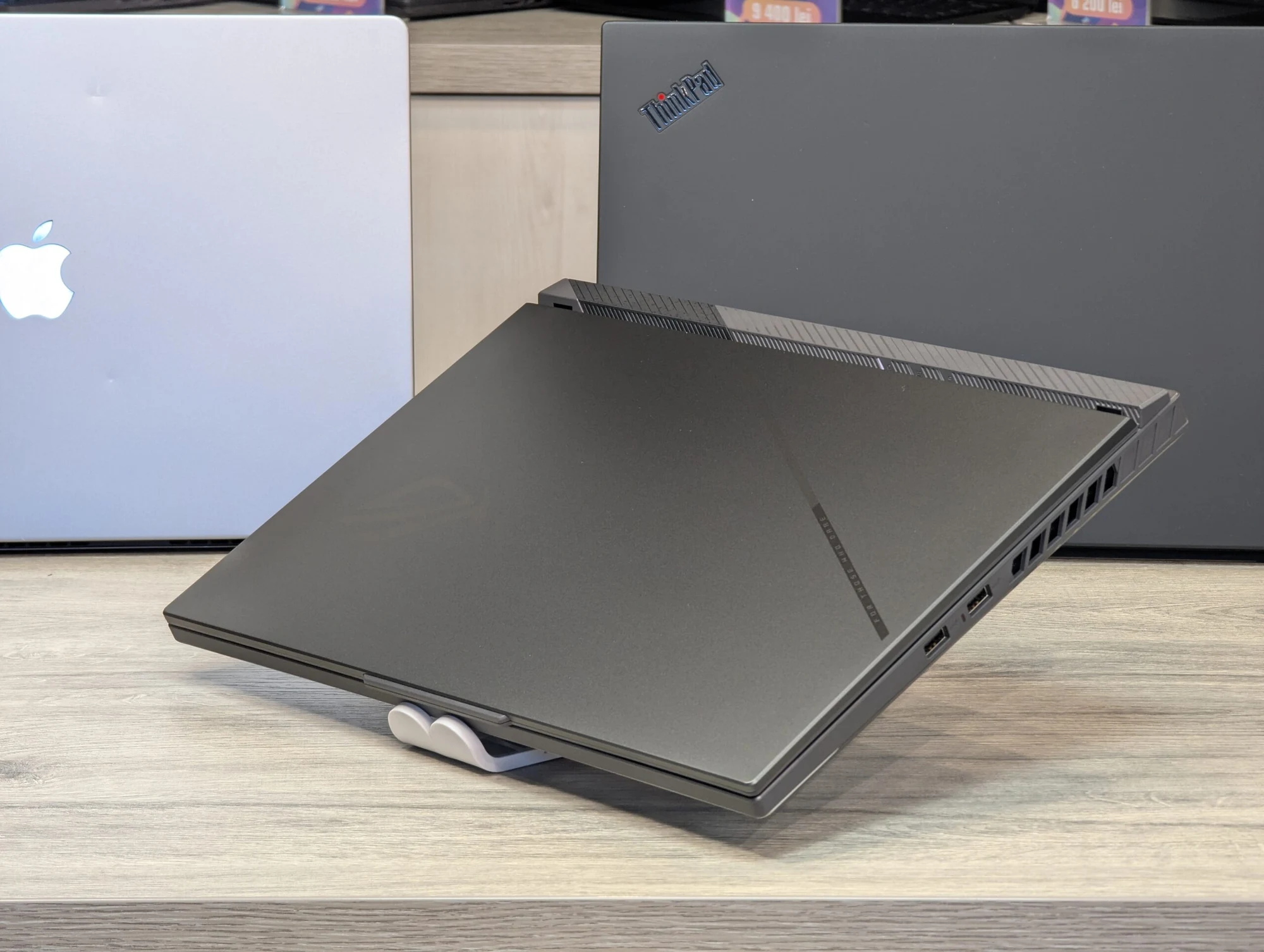 ASUS ROG Strix G16 | Ryzen 9 8940HX | 32GB | 2TB | RTX 5070 | 16.0″ 240Hz — miniatură 17