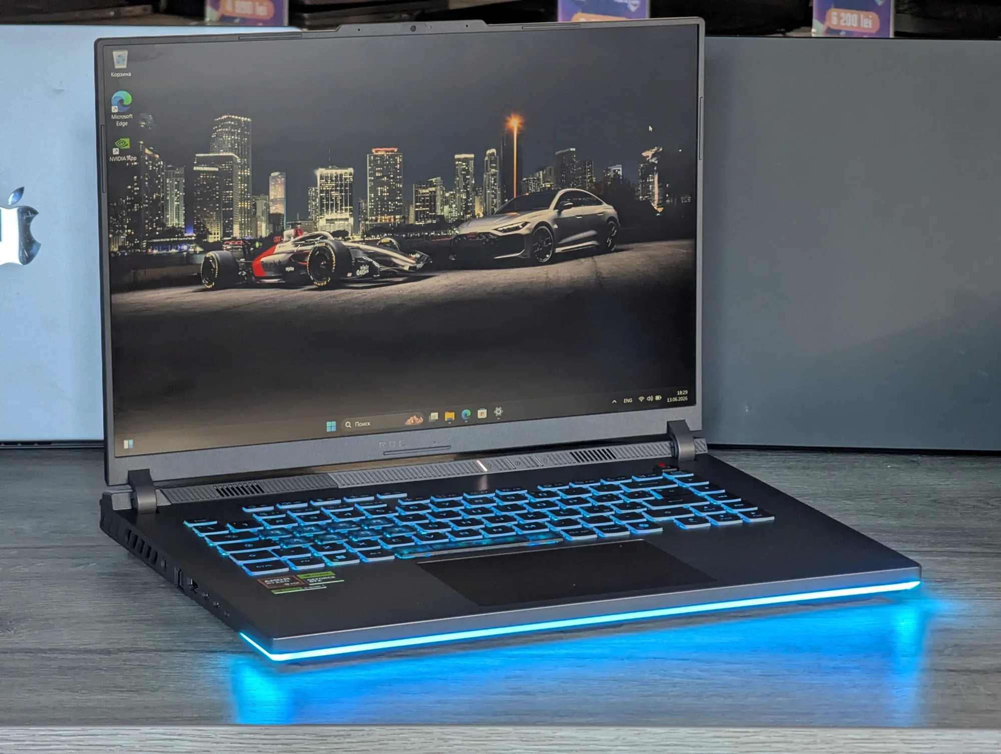 ASUS ROG Strix G16 | Ryzen 9 8940HX | 32GB | 2TB | RTX 5070 | 16.0″ 240Hz — miniatură 7