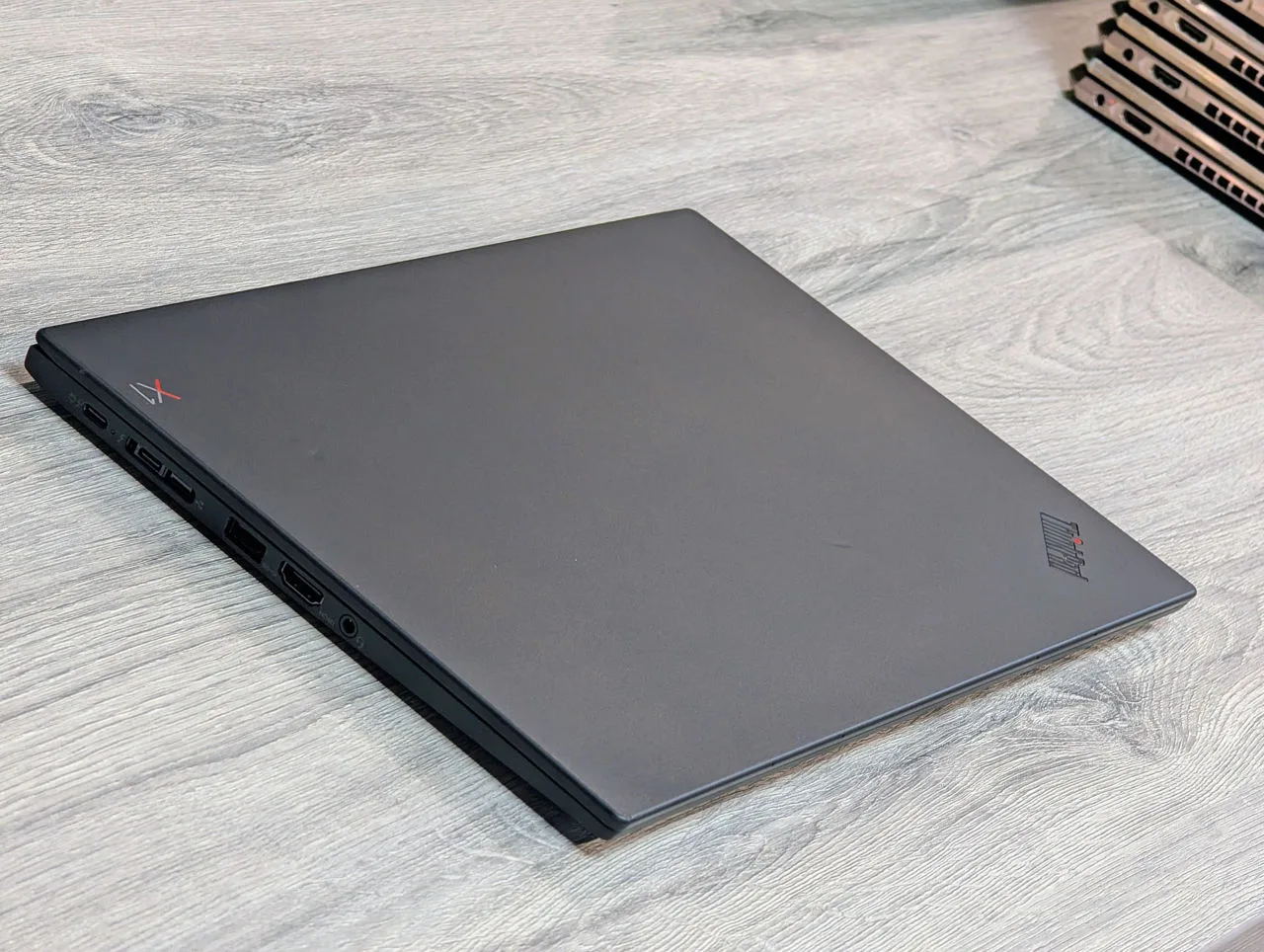 Lenovo ThinkPad X1 Carbon Gen 7 | i5-8265U | 16GB | 256GB | 14″ IPS — miniatură 15