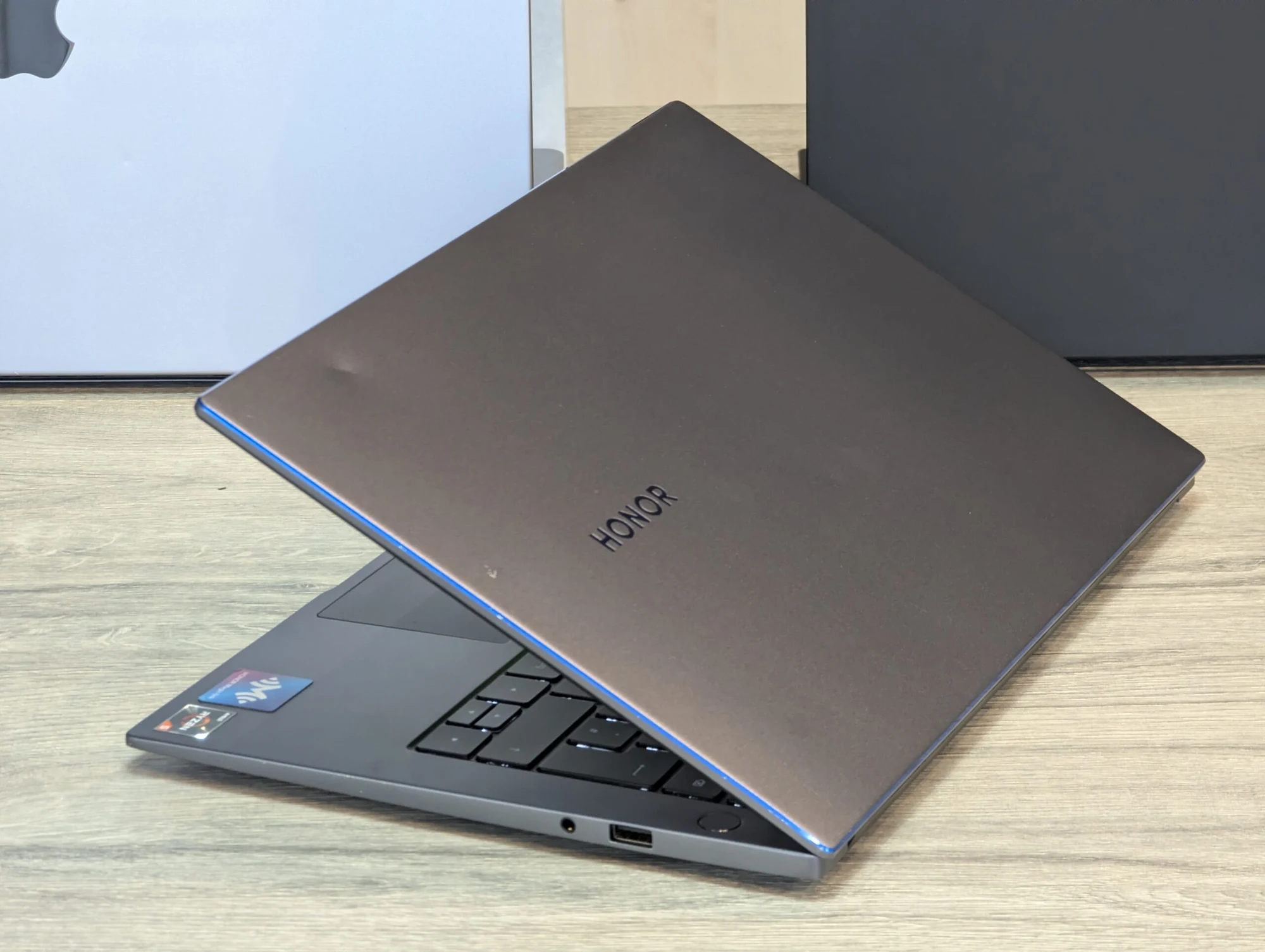 Honor MagicBook 14 | Ryzen 5 3500U | 8GB | 256GB | Radeon Vega 8 | 14.0″ FHD IPS — миниатюра 12