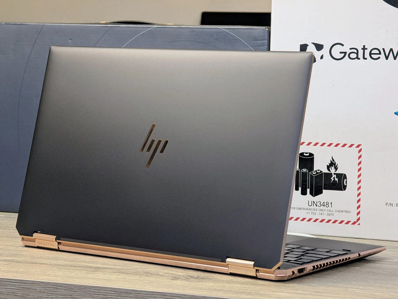 HP Spectre x360 Convertible | i7 10750H | 16GB | 256GB | GTX 1650 Ti | 15.6″ 4K Touch — miniatură 13