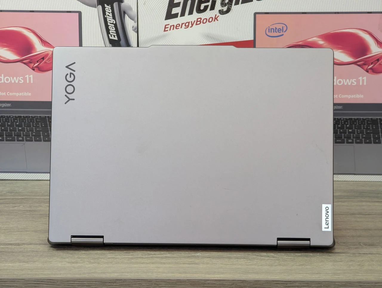 Lenovo Yoga 7 2-in-1 | AMD Ryzen 5 8640HS | 8GB | 512GB | Radeon 760M | 14.0″ Touch — miniatură 6