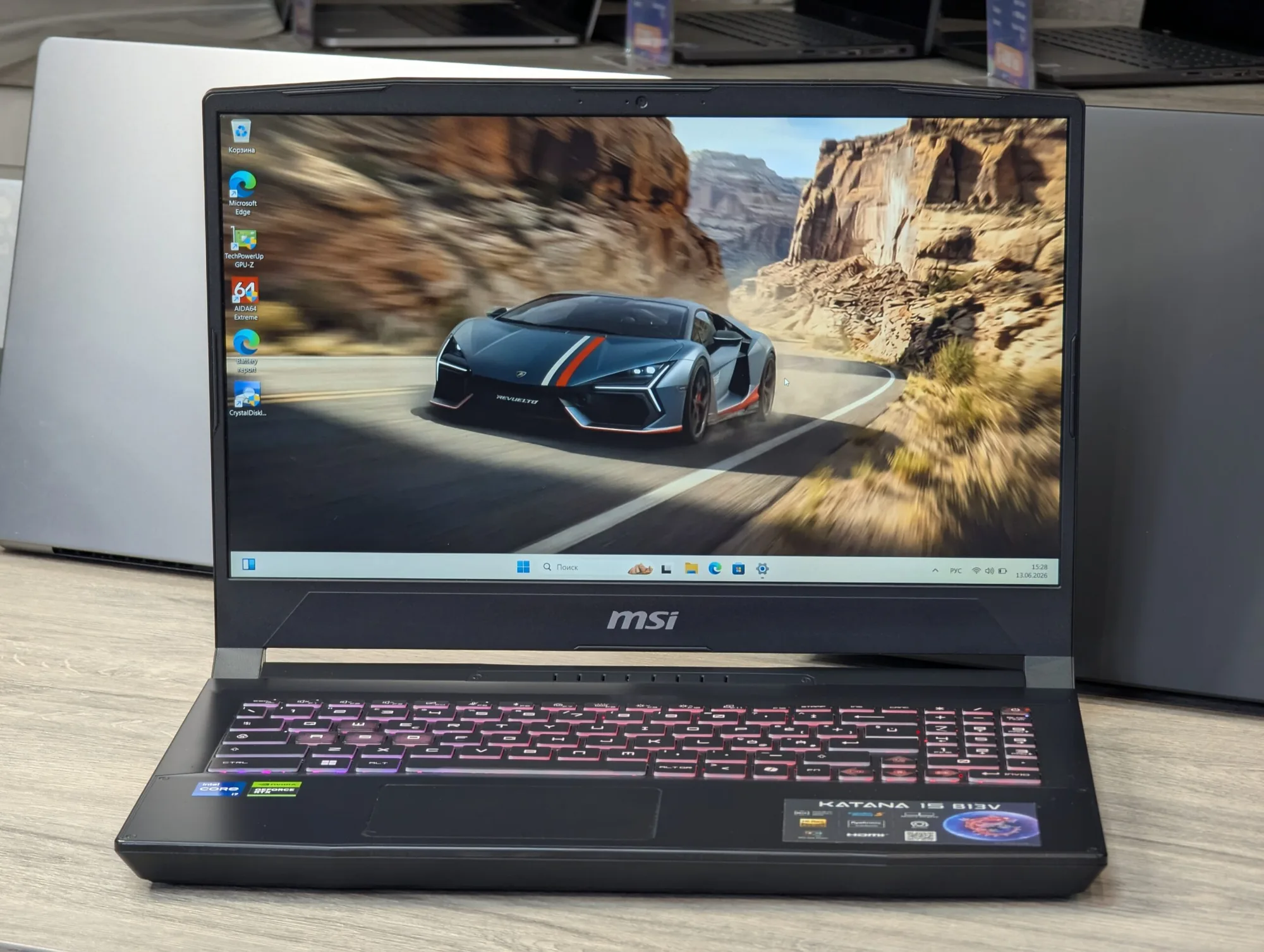MSI Katana 15 B13VFK | i7-13620H | 16GB | 1TB | RTX 4060 8GB | 15.6″ 144Hz — miniatură 11