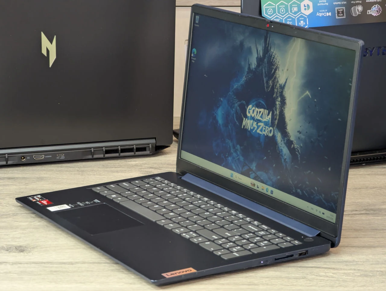 Ca nou! Lenovo IdeaPad 1 | AMD Ryzen 3 7320U | 8GB | 256GB | 15.6″ FHD IPS — miniatură 3