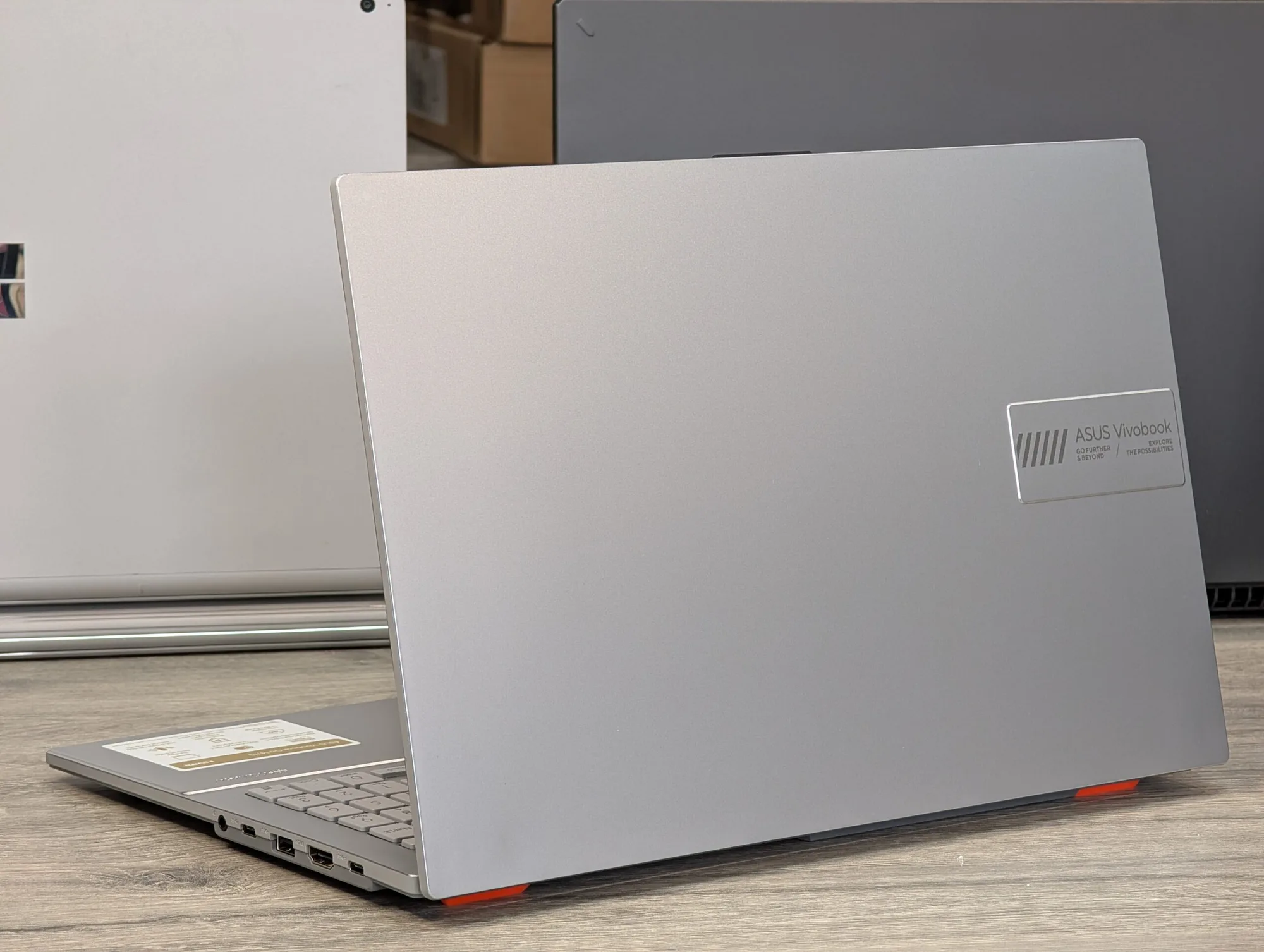 ASUS Vivobook Go 15 | Ryzen 3 7320U | 8GB | 512GB | Radeon Graphics | 15.6″ FHD — miniatură 8