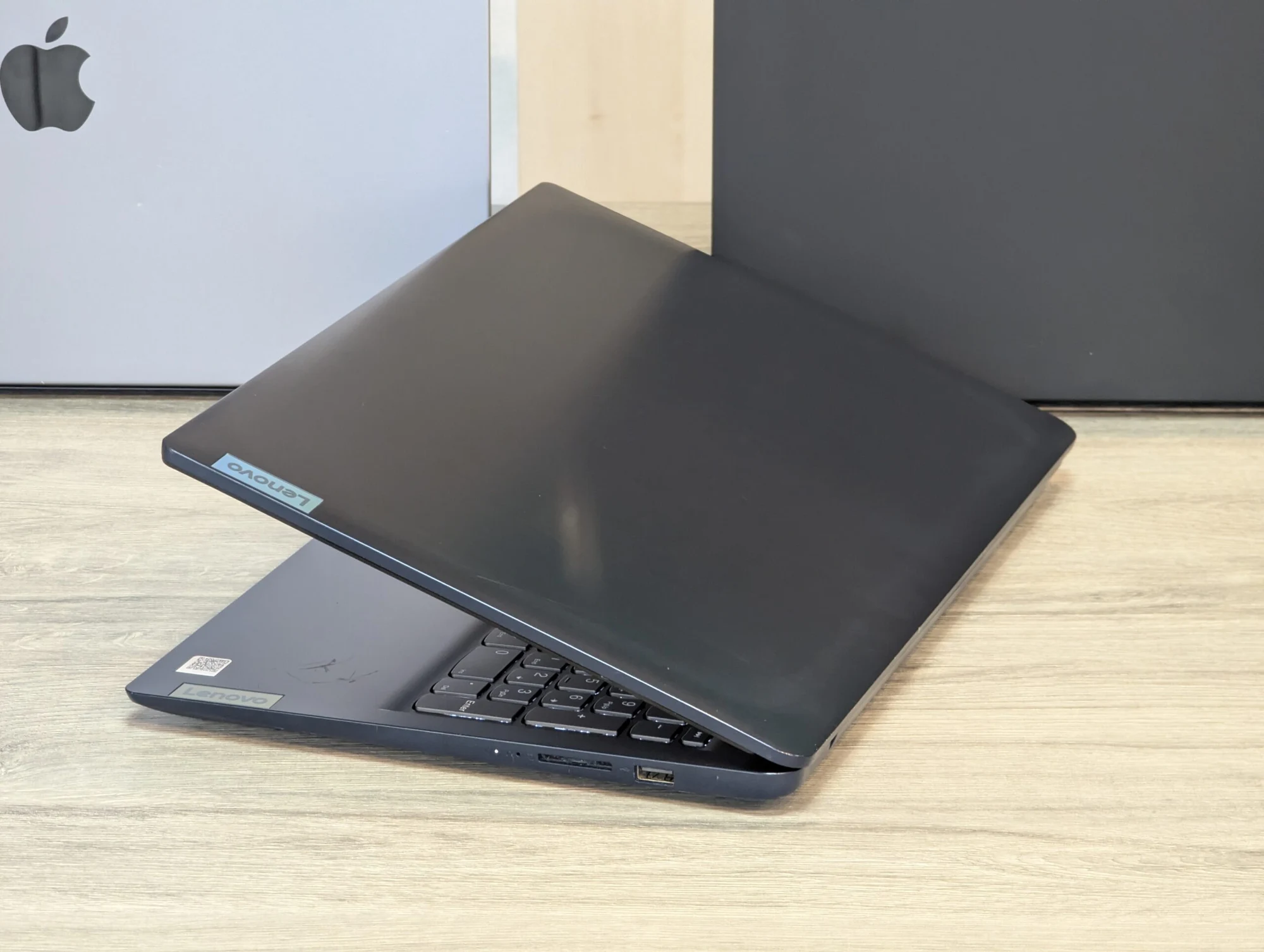 Lenovo IdeaPad 3 | Intel i7 1255U | 12GB | 256GB | 15.6″ FHD — miniatură 9