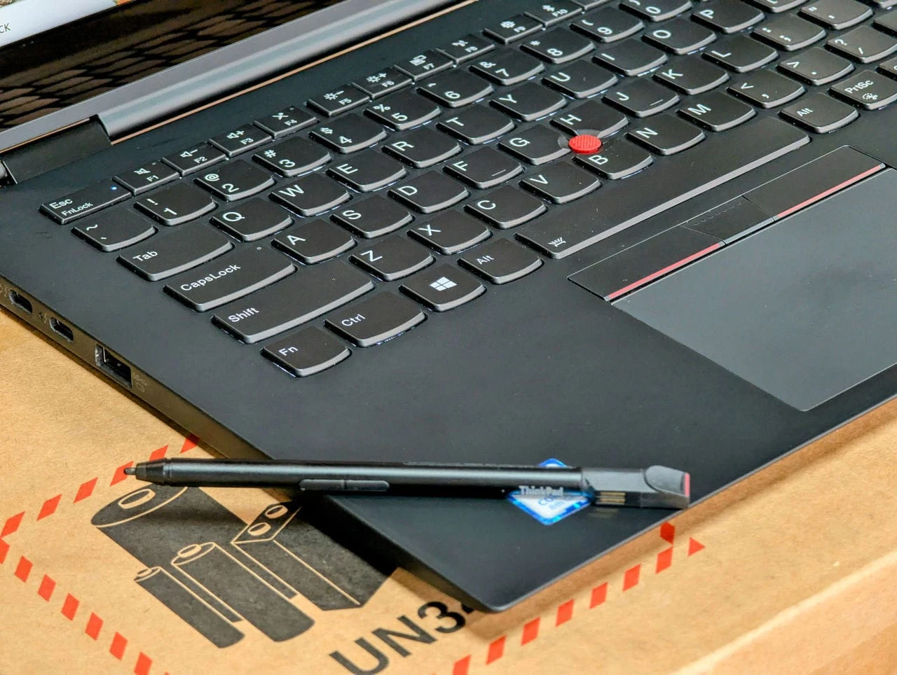 ThinkPad X1 Yoga G3 | i7 8550U| 16GB | 256GB | 14″ 2K Touch — миниатюра 11