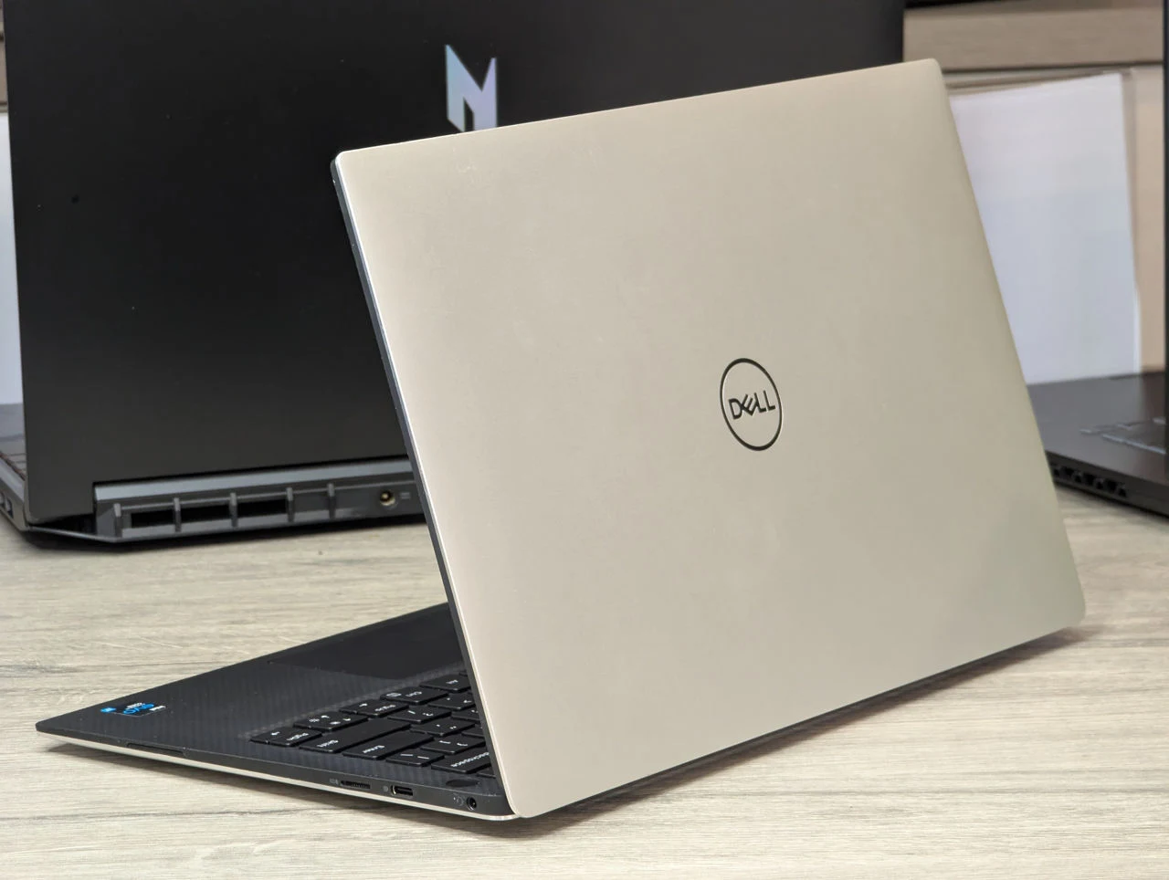 Dell XPS 13 9305 | Carbon Fiber | Intel Core i7-1165G7 | 16GB RAM | 512GB SSD | 13.3″ FHD IPS — miniatură 8