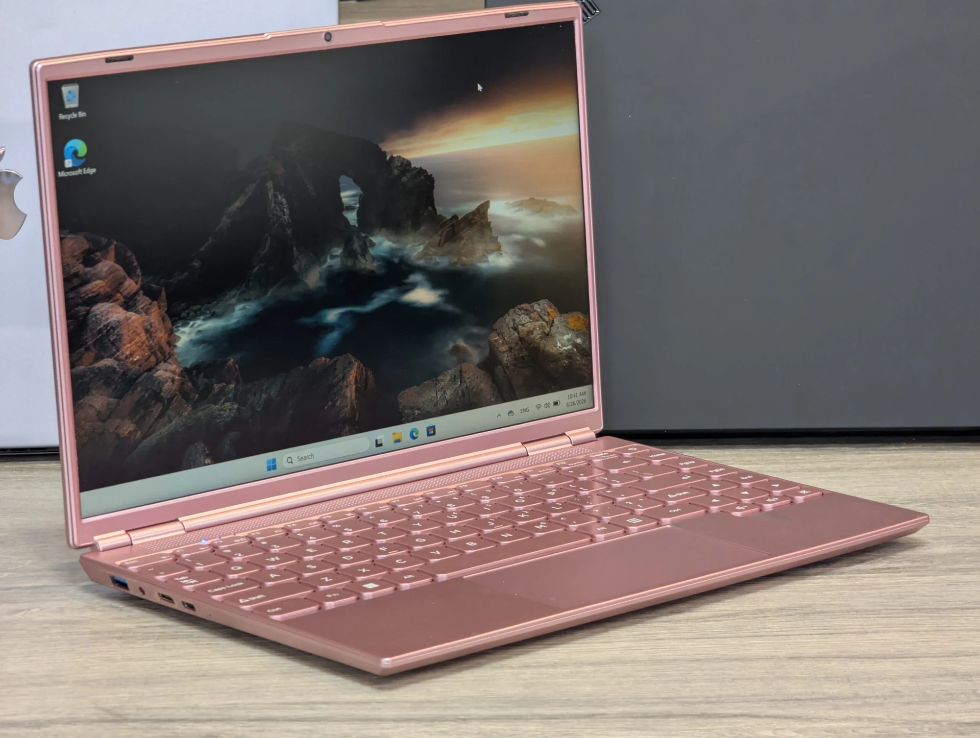 Nou! Aocwei A7 Rose Gold | Intel Celeron N5095 | 8GB | 256GB SSD | Intel UHD | 14.1″ Full HD — miniatură 5
