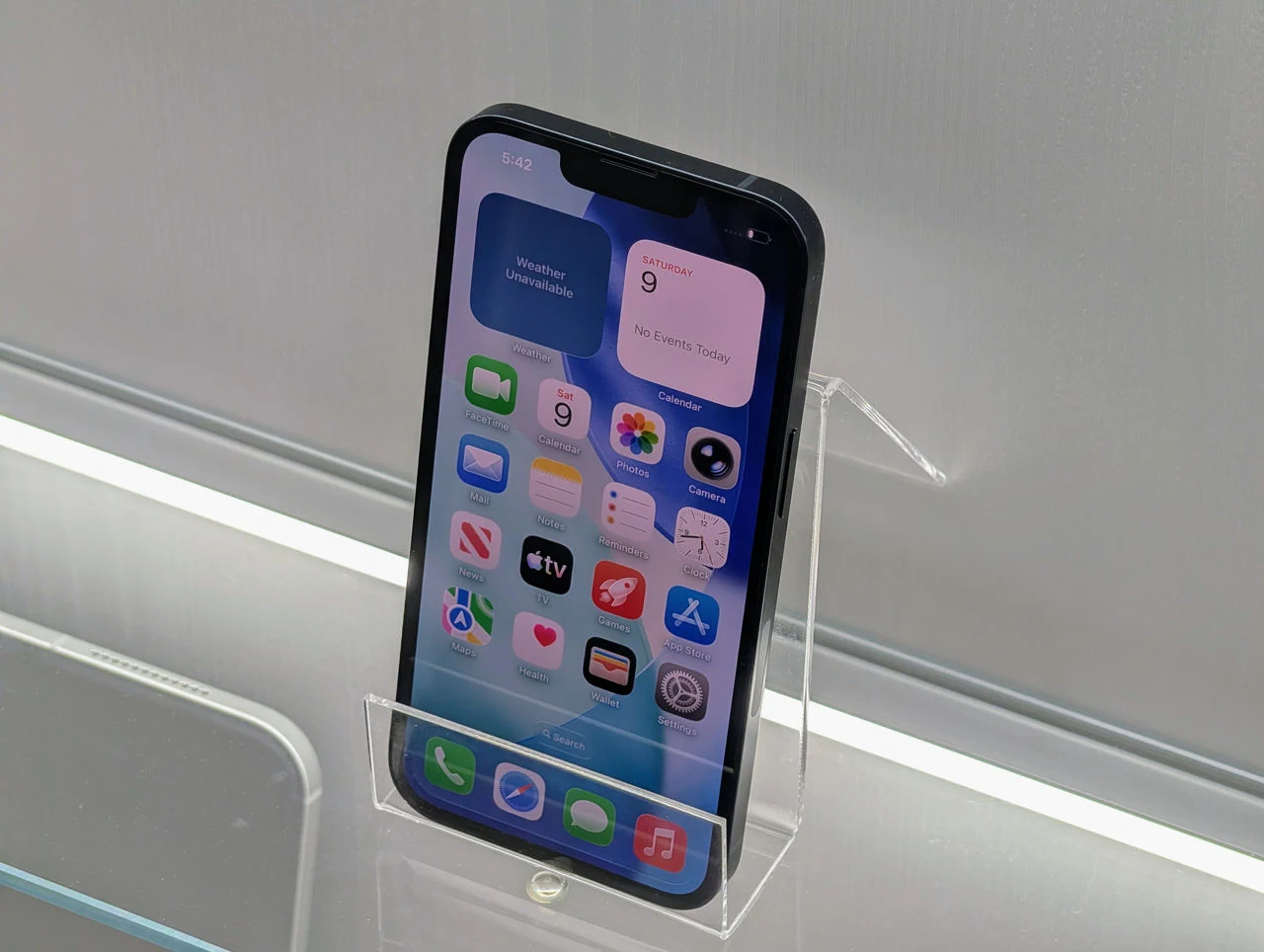 IPhone 13 | A15 Bionic | 4GB | 128GB | 6.1″ Retina | Midnight | Dual SIM — miniatură 8