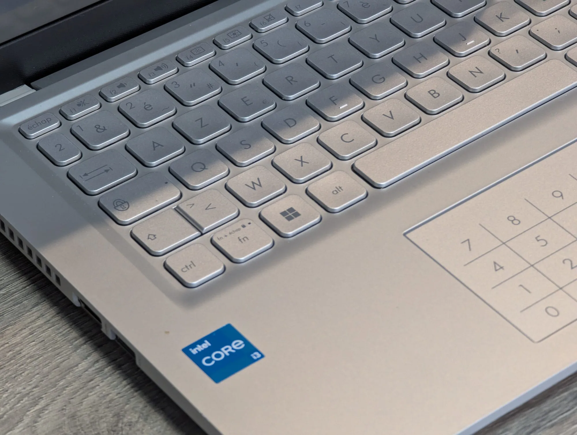 ASUS Vivobook 14 | Core i3-1115G4 | 12GB | 512GB | Intel UHD Graphics | 14.0″ Full HD — miniatură 7