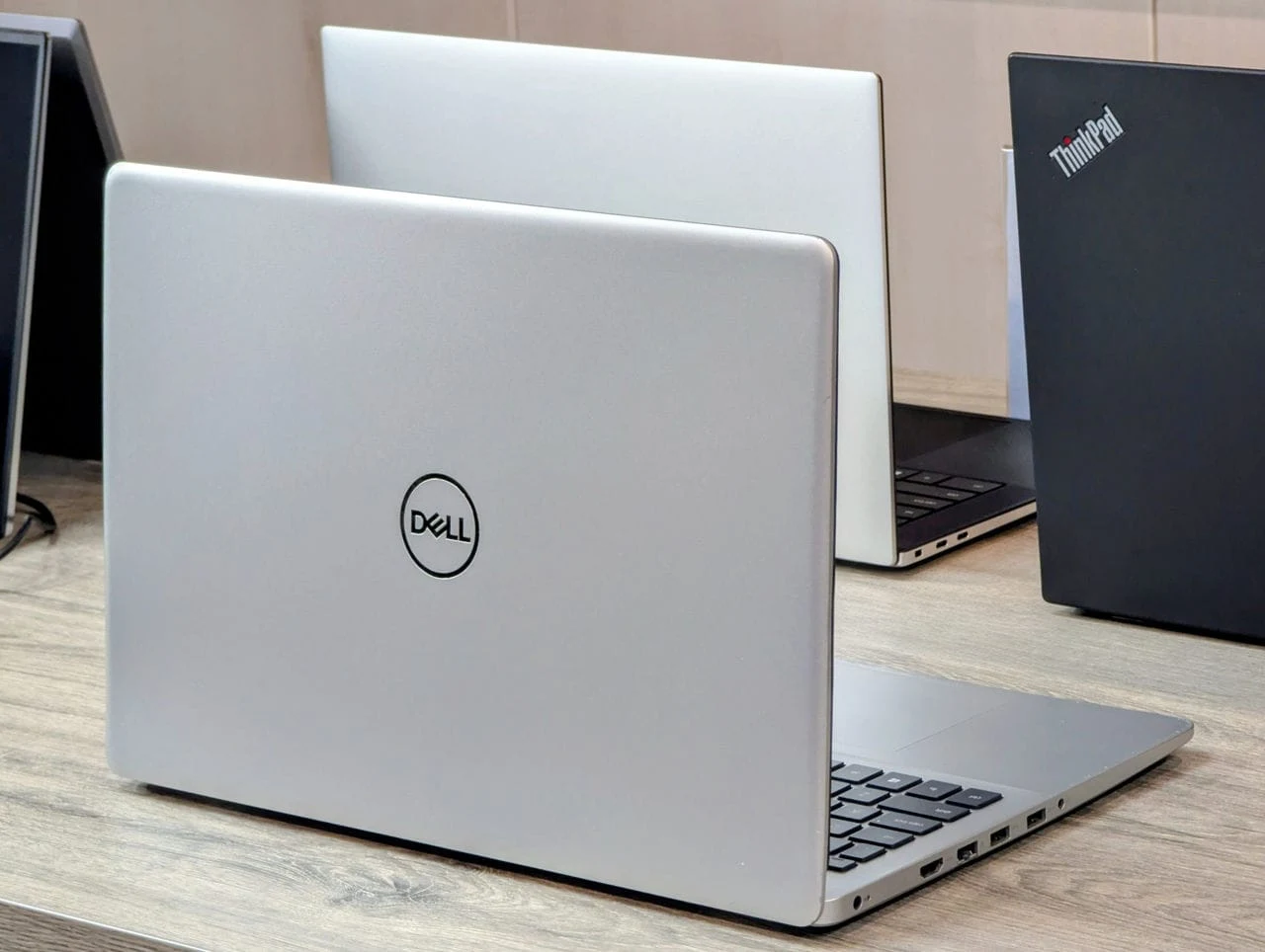 Dell Inspiron 5593 | intel i5 1035G1 | 16GB | 256GB | 15.6″ FHD — miniatură 11
